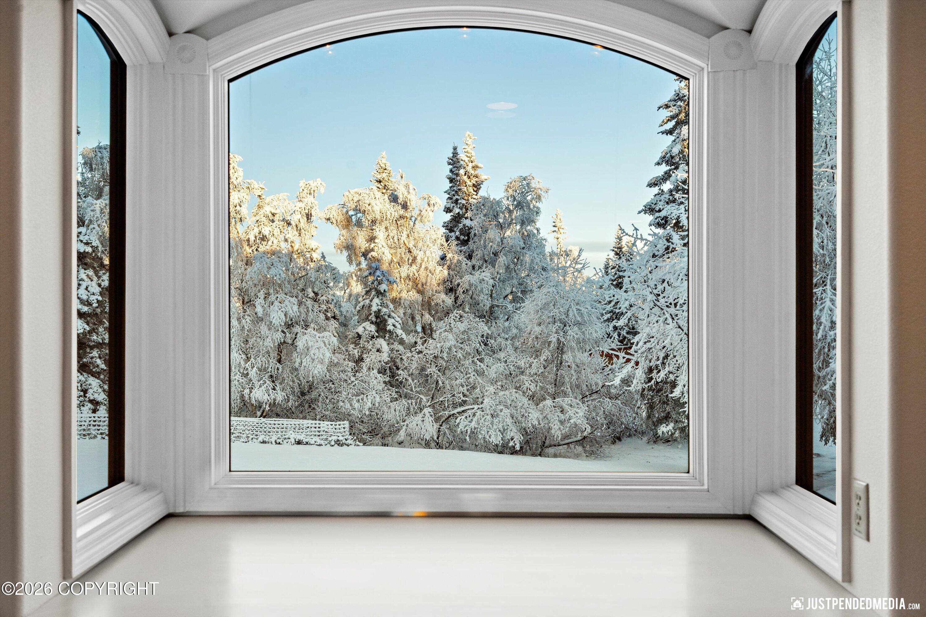 9400 Spring Hill Drive