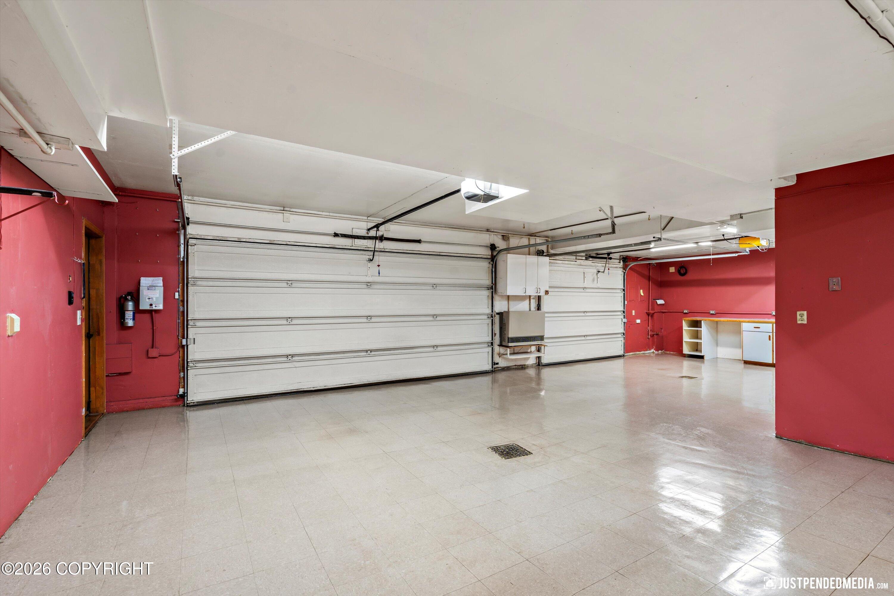 9400 Spring Hill Drive