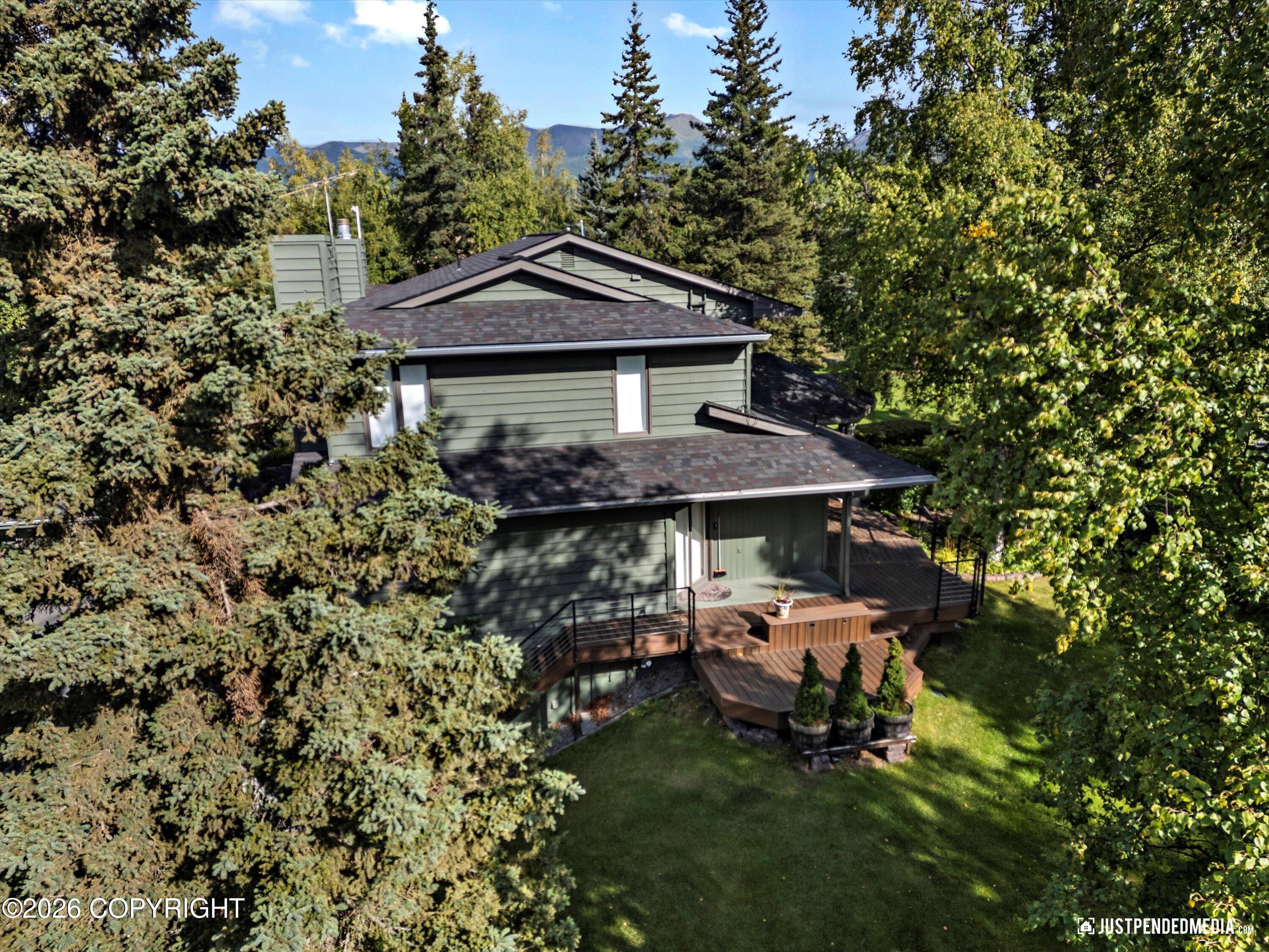 9400 Spring Hill Drive