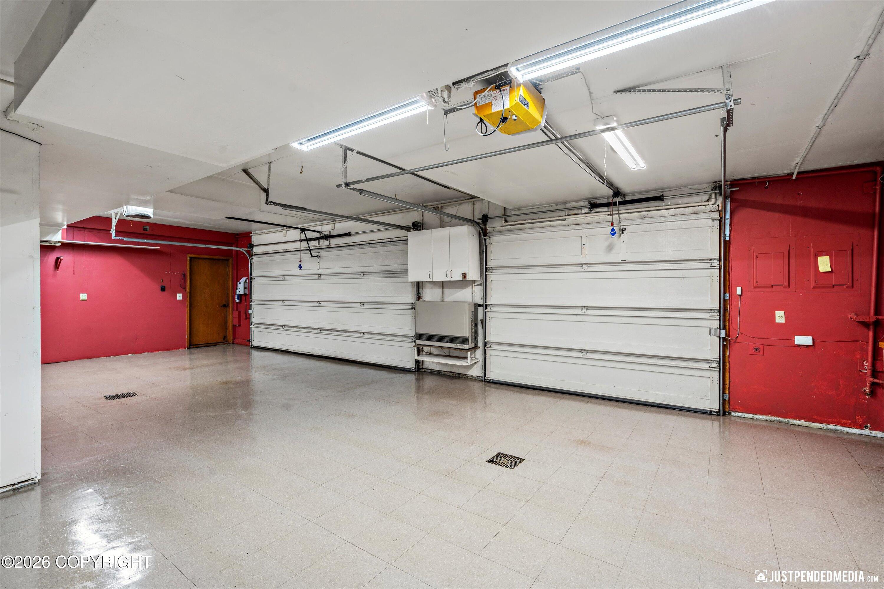 9400 Spring Hill Drive