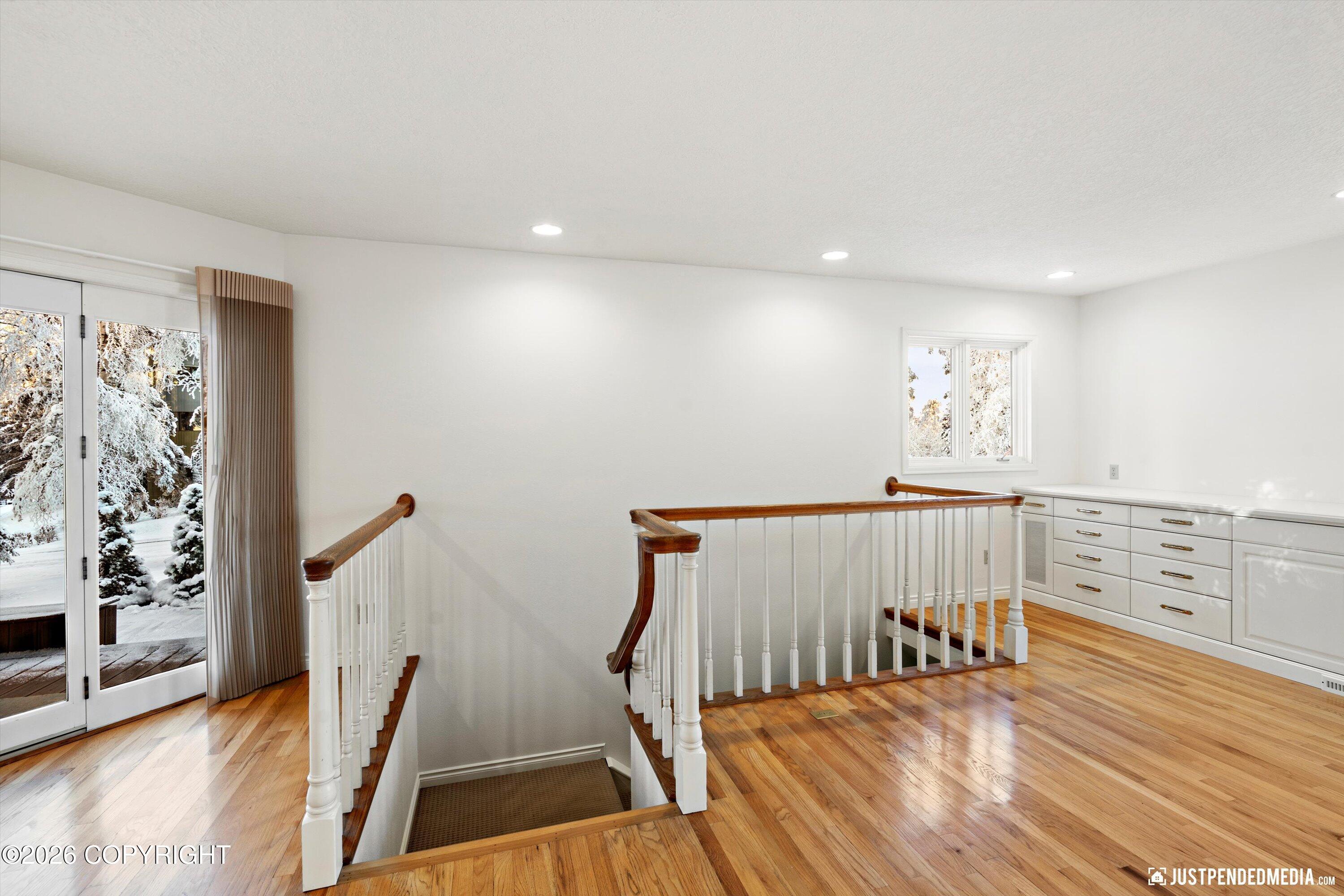 9400 Spring Hill Drive