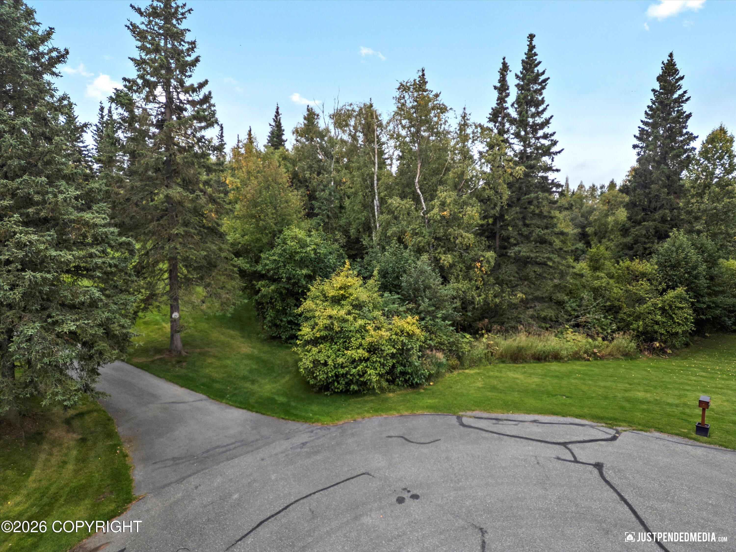 9400 Spring Hill Drive