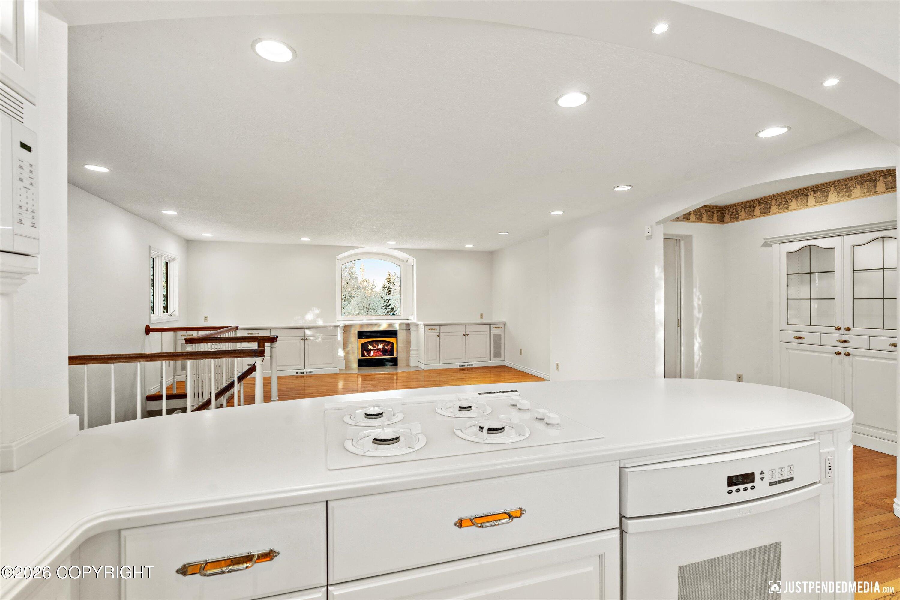 9400 Spring Hill Drive