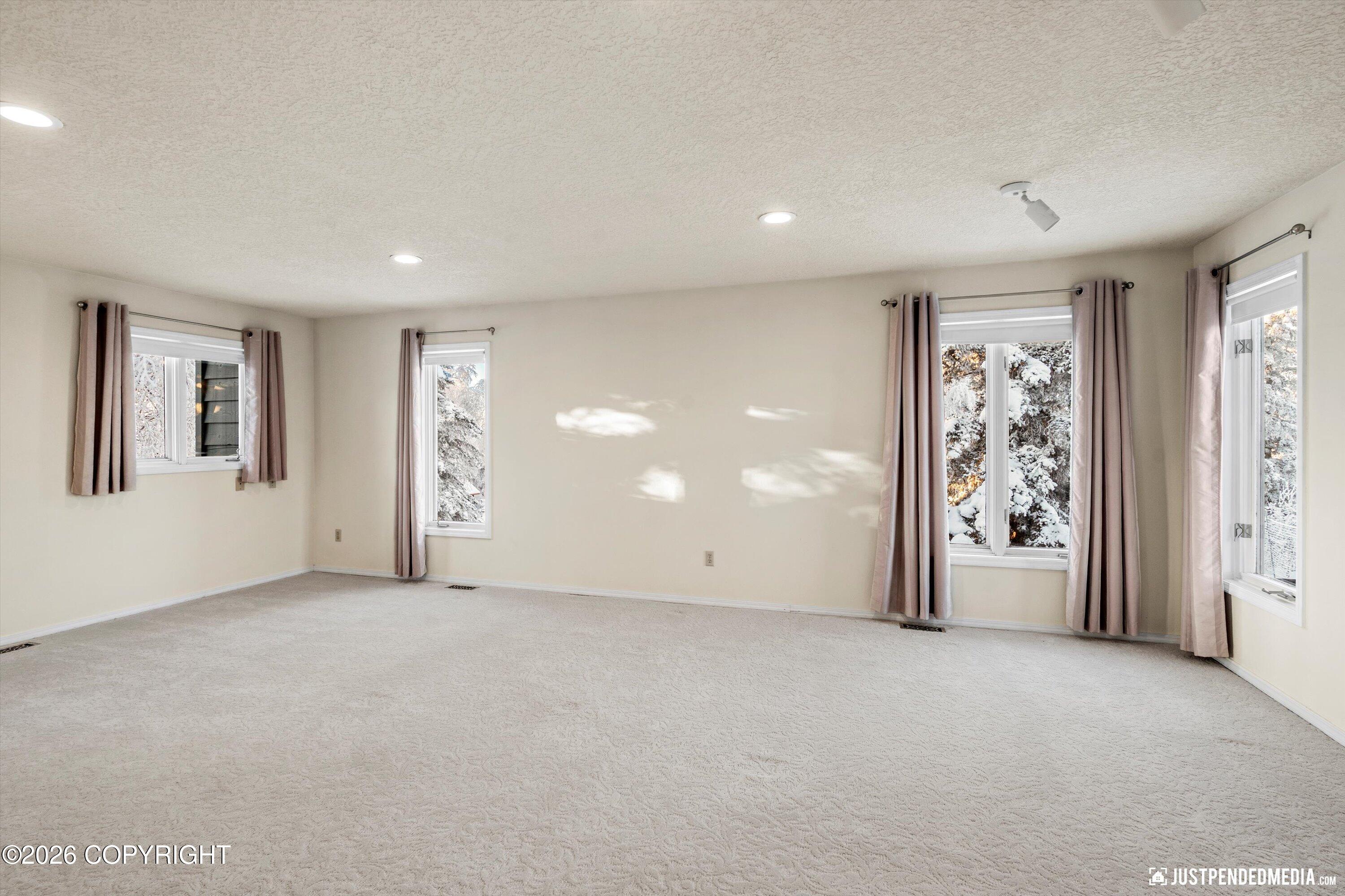 9400 Spring Hill Drive