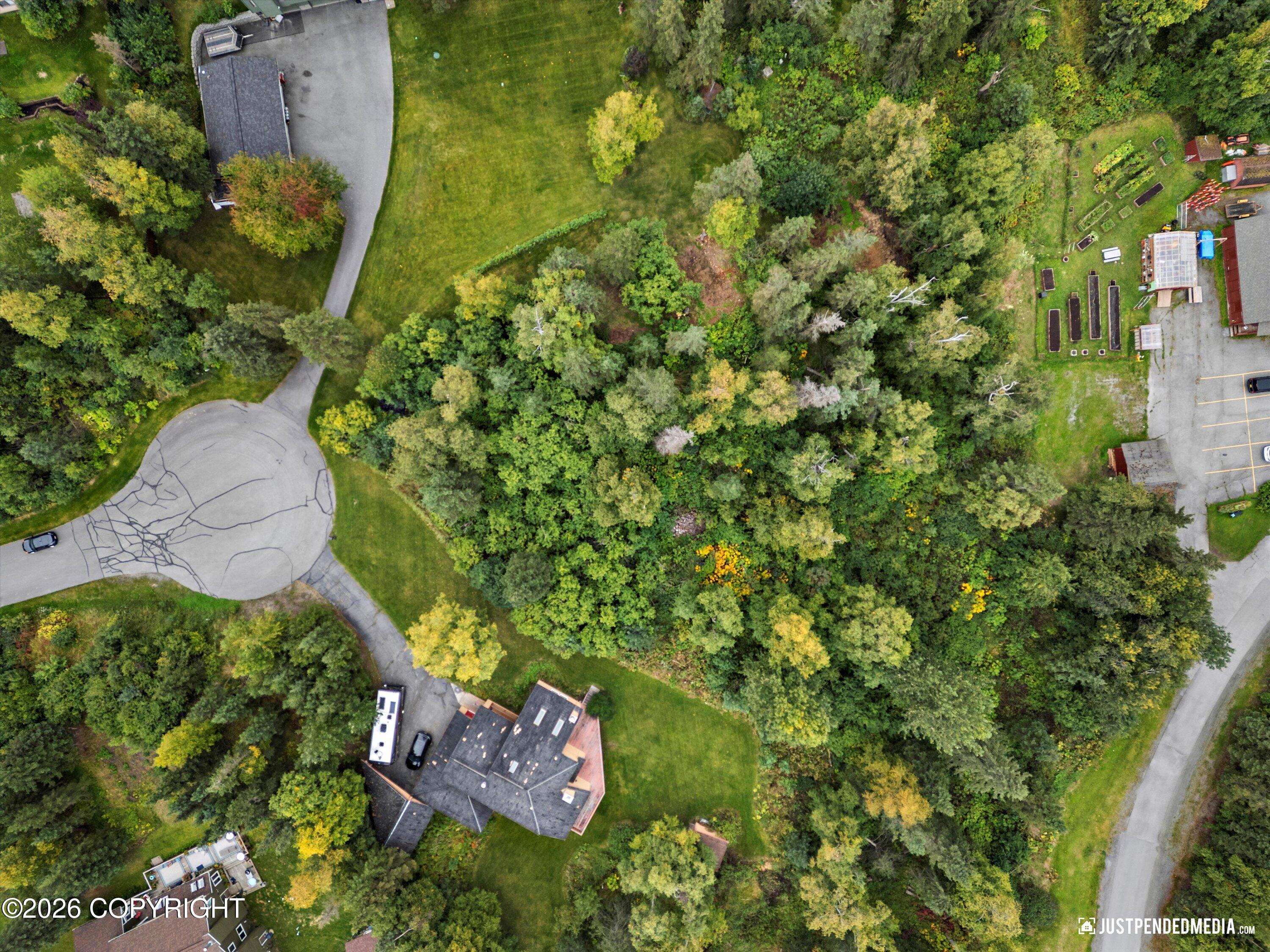 9400 Spring Hill Drive