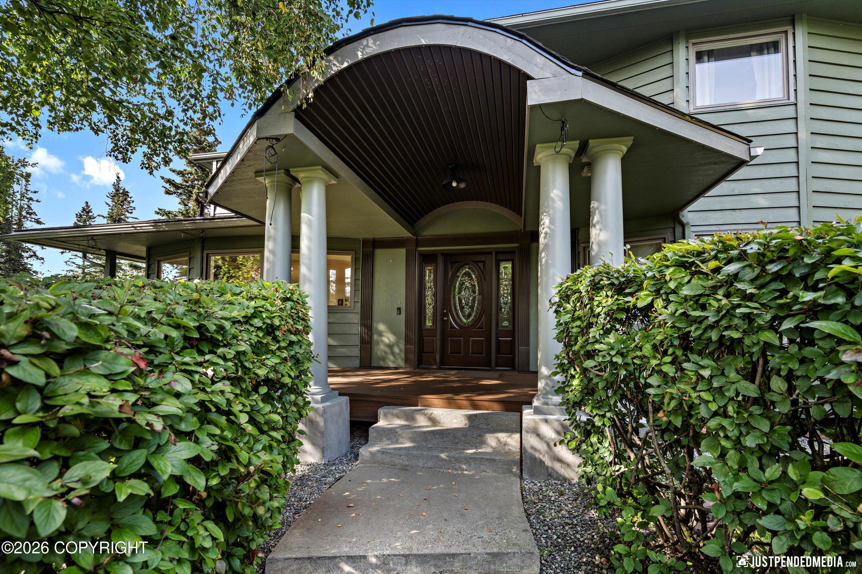 9400 Spring Hill Drive