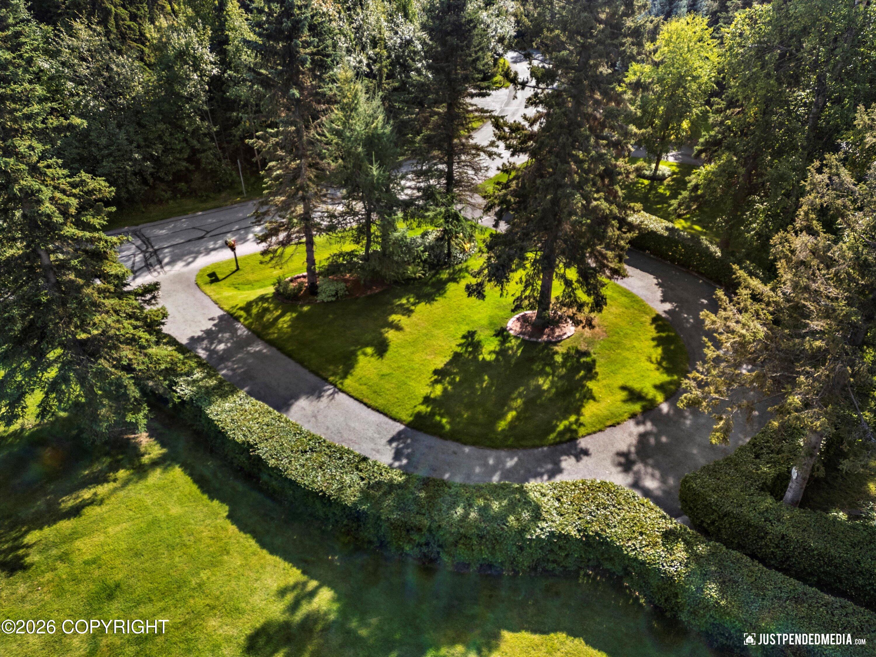 9400 Spring Hill Drive