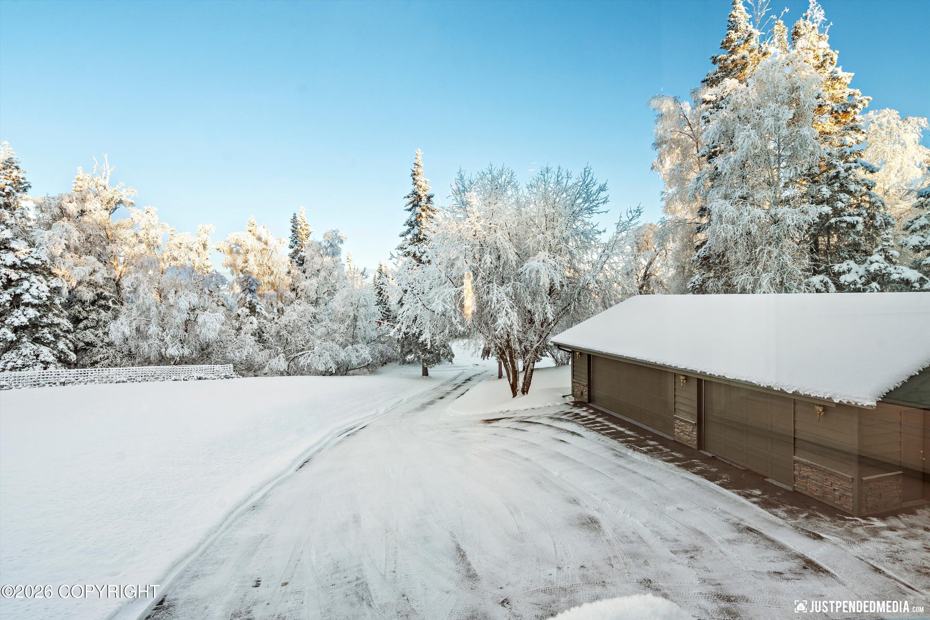 9400 Spring Hill Drive