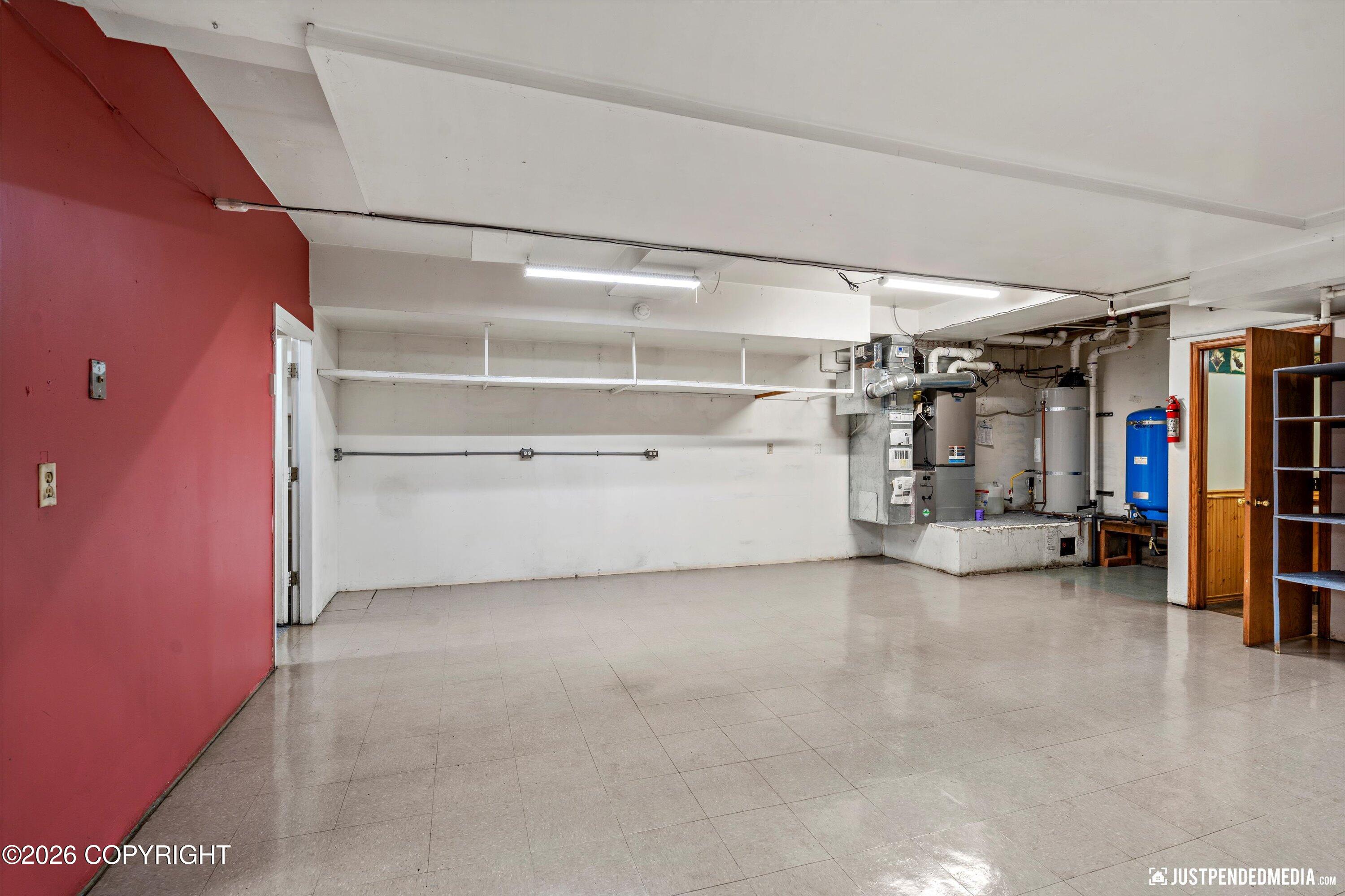 9400 Spring Hill Drive