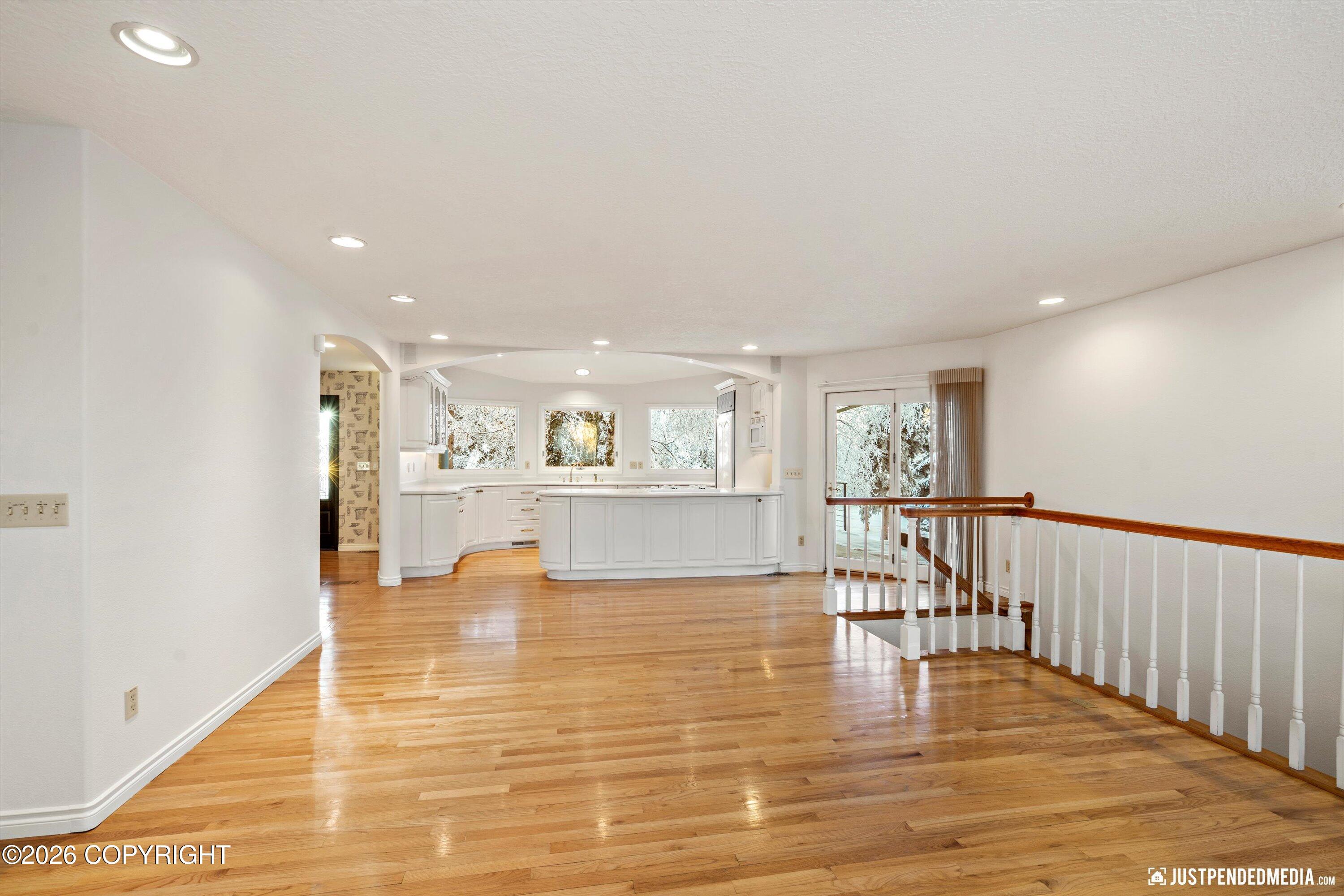 9400 Spring Hill Drive