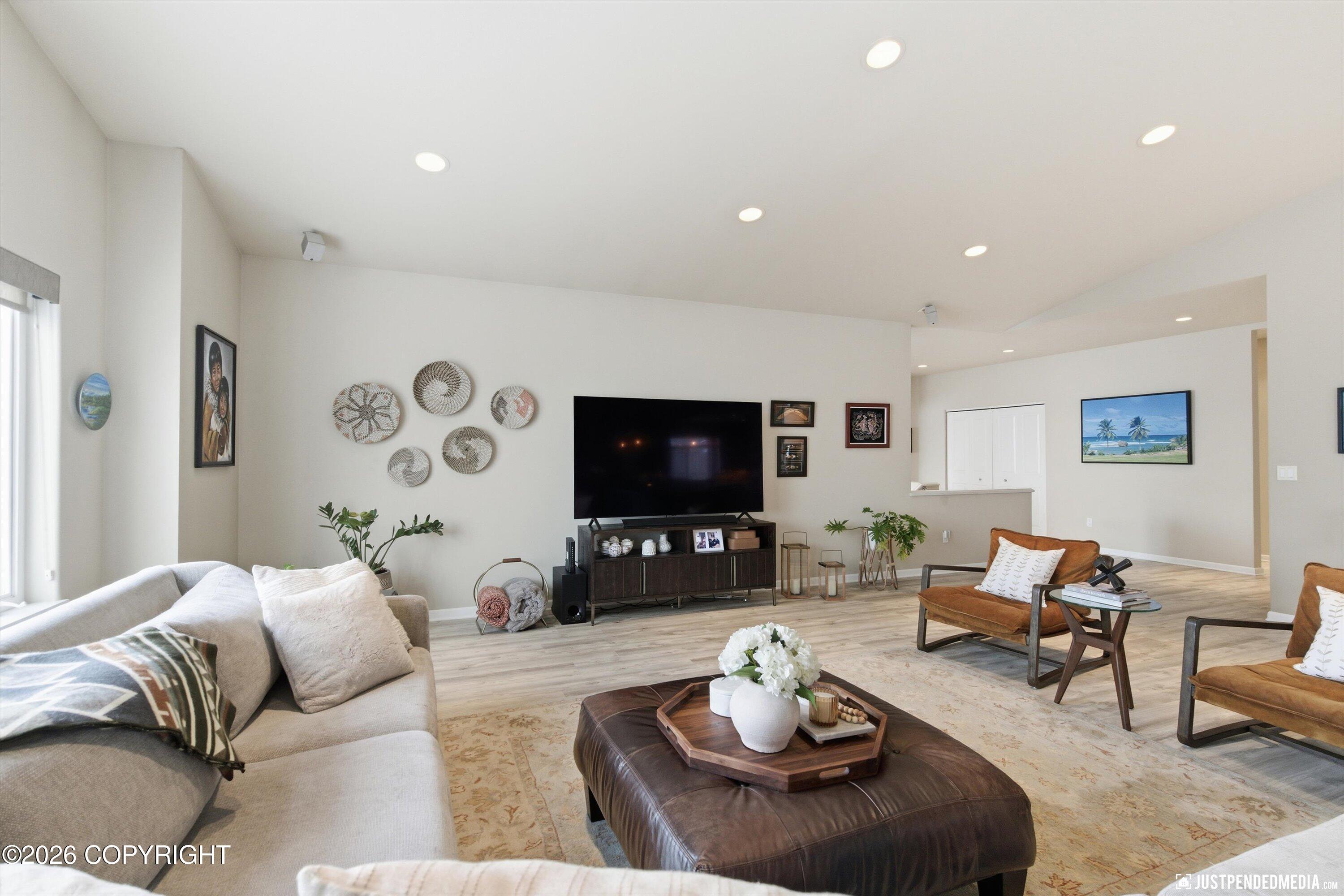 5300 Shaun Circle