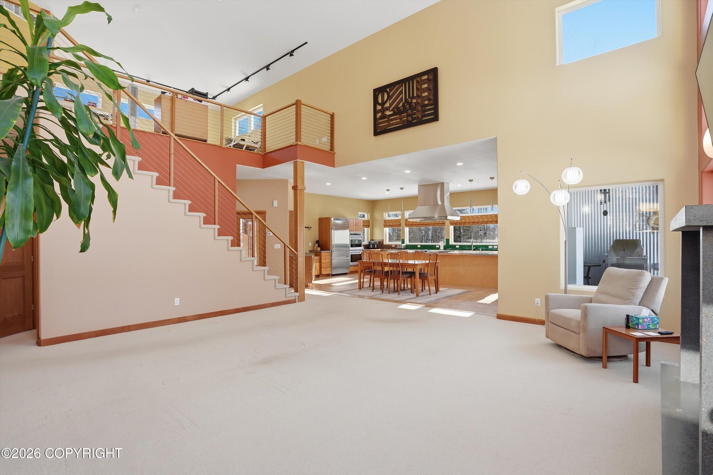 8115 N Highlander Loop