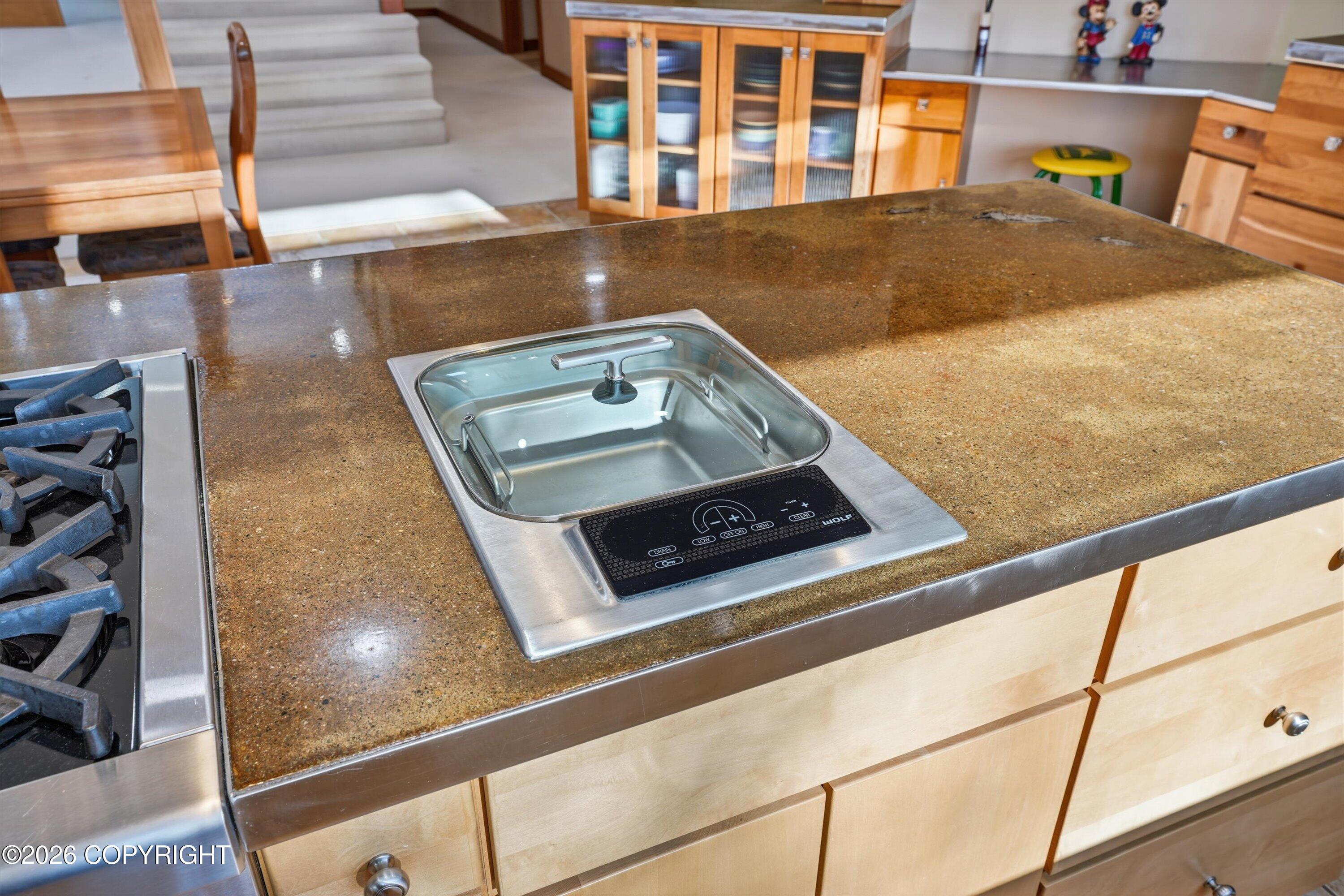 8115 N Highlander Loop