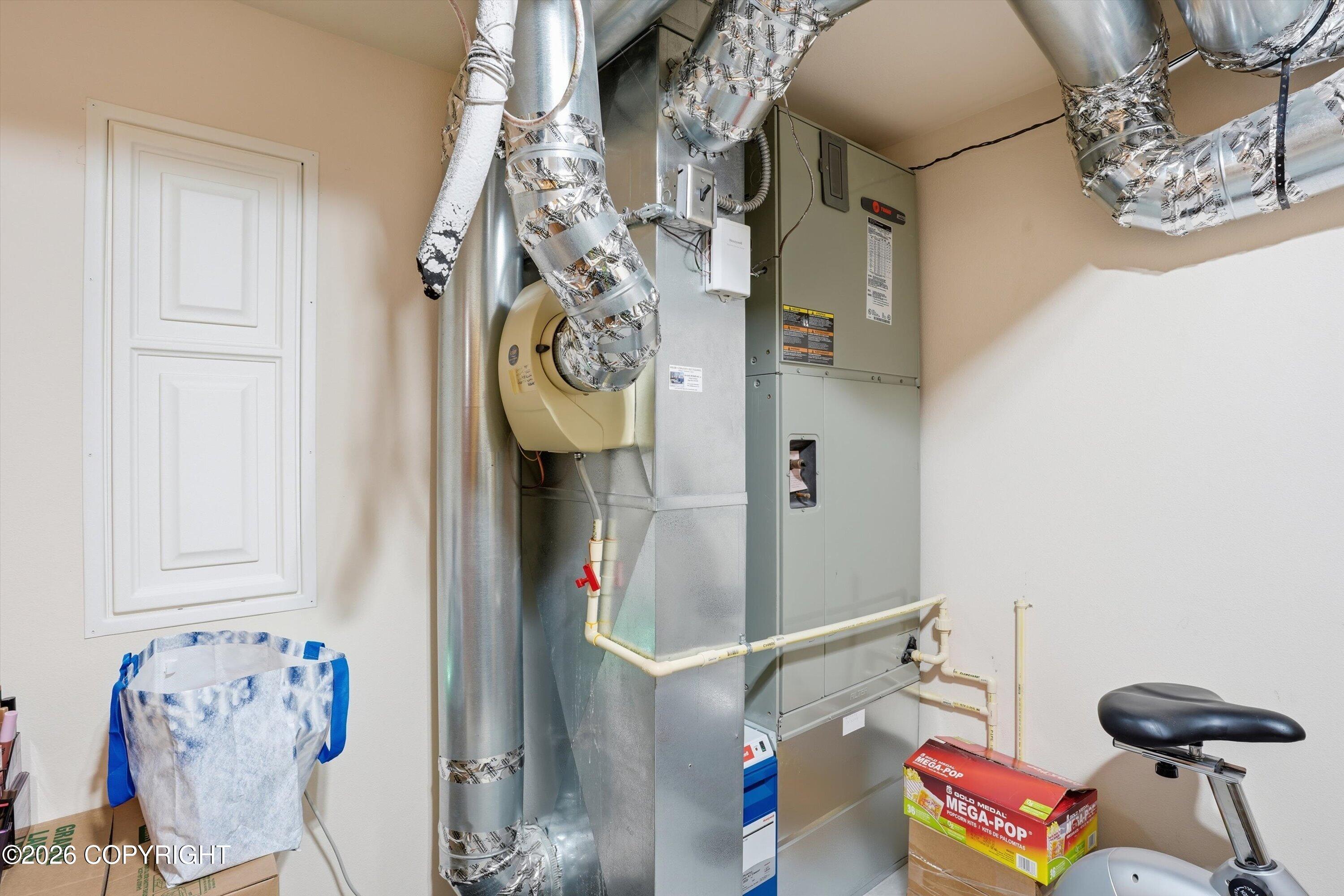 8115 N Highlander Loop