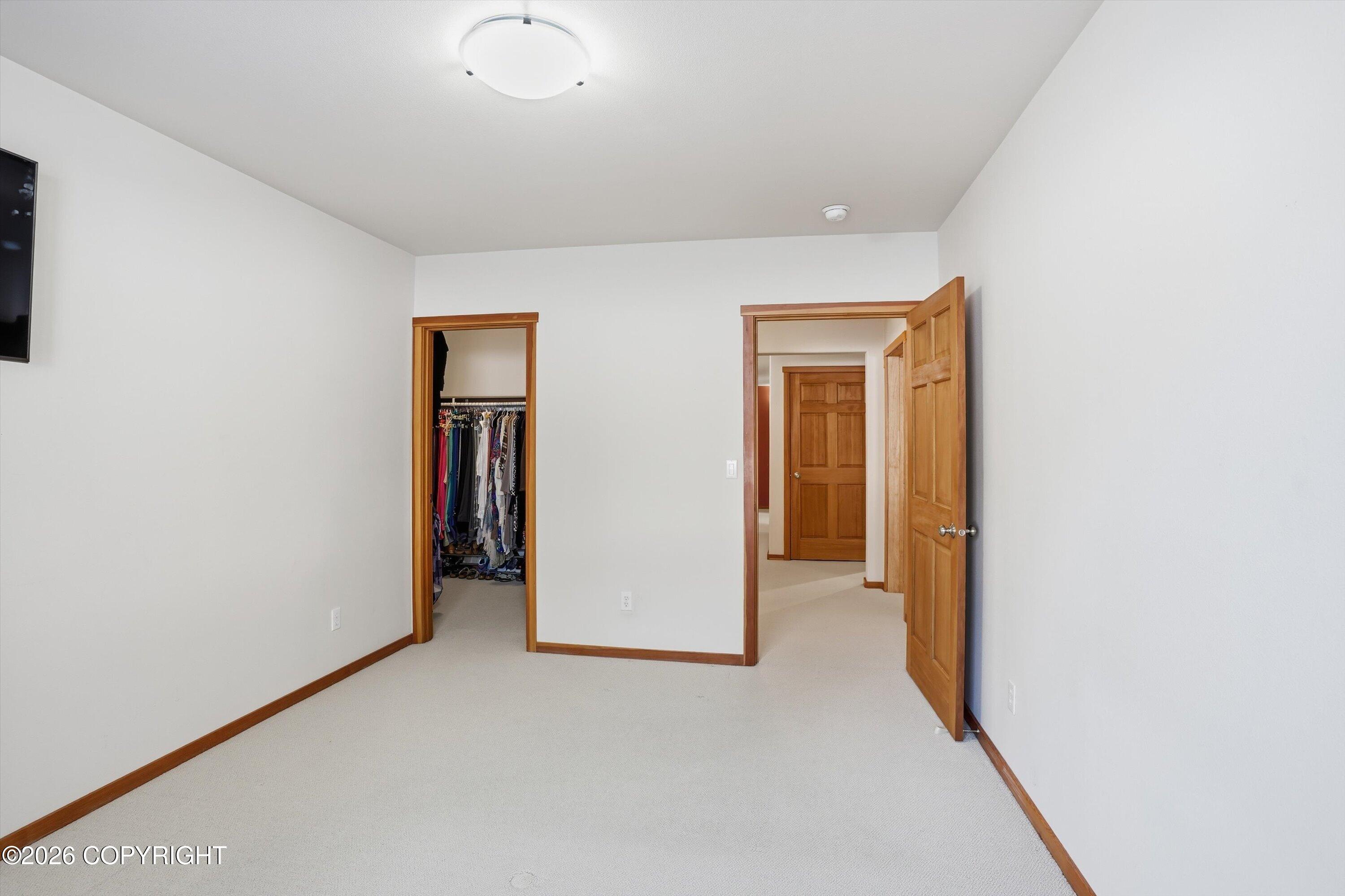 8115 N Highlander Loop