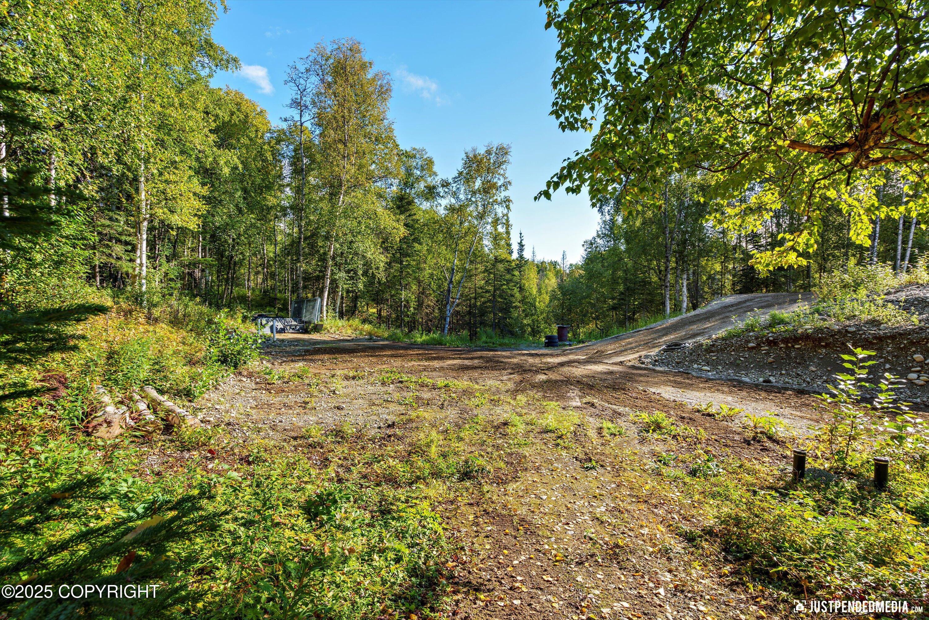 8115 N Highlander Loop