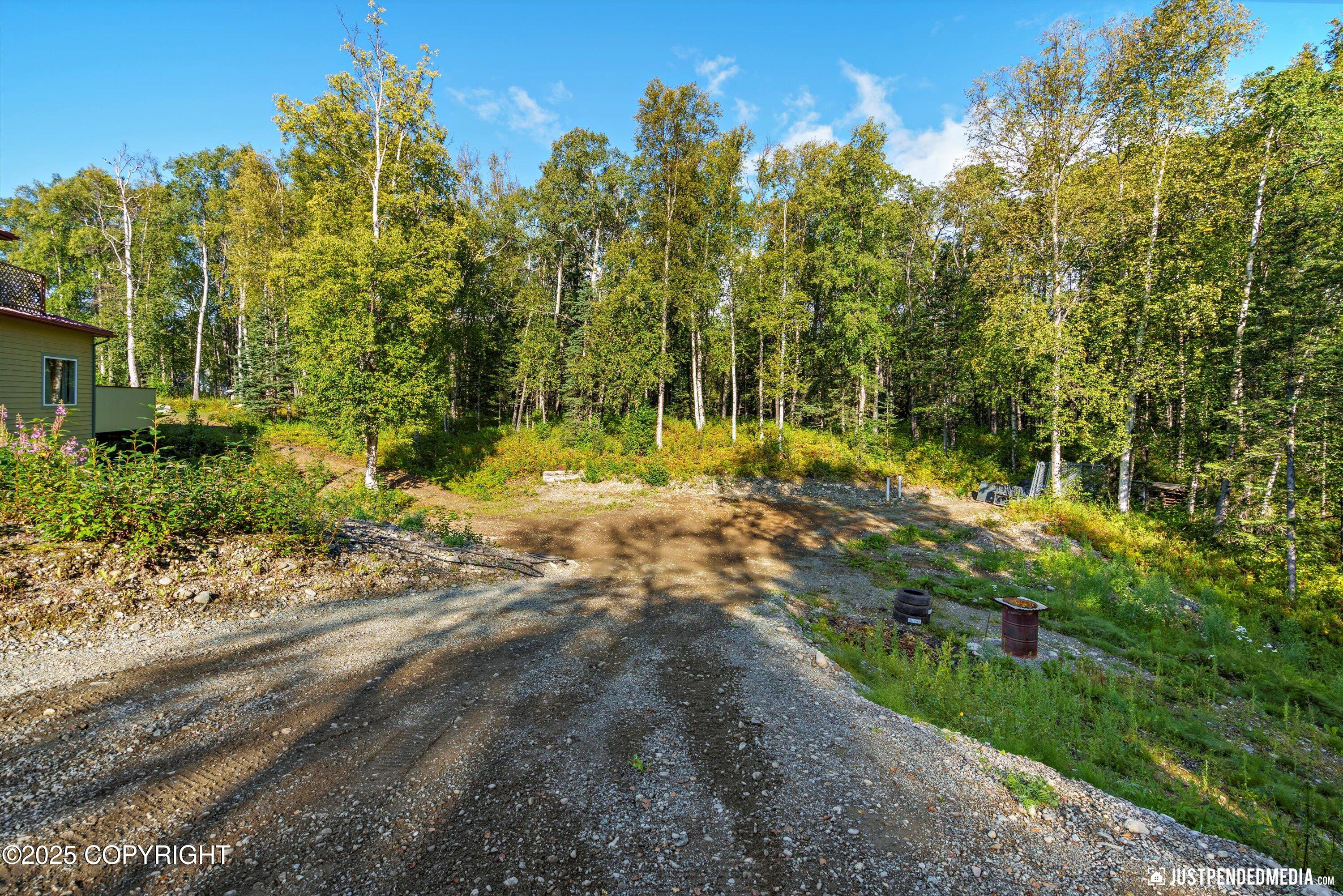 8115 N Highlander Loop