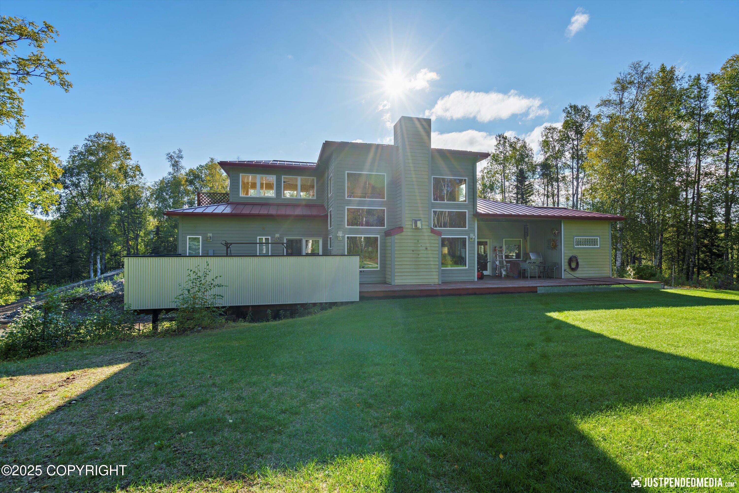 8115 N Highlander Loop