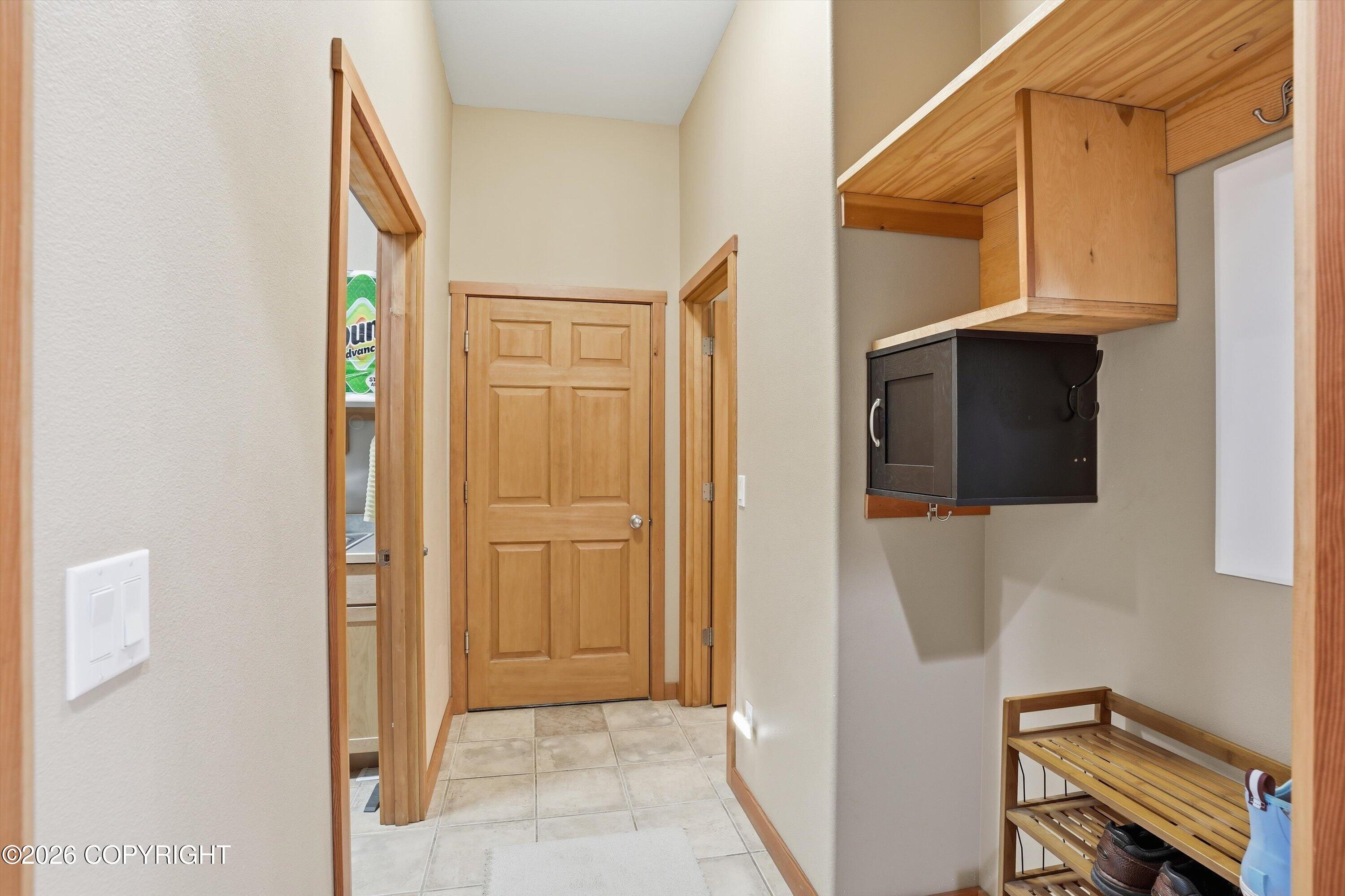 8115 N Highlander Loop