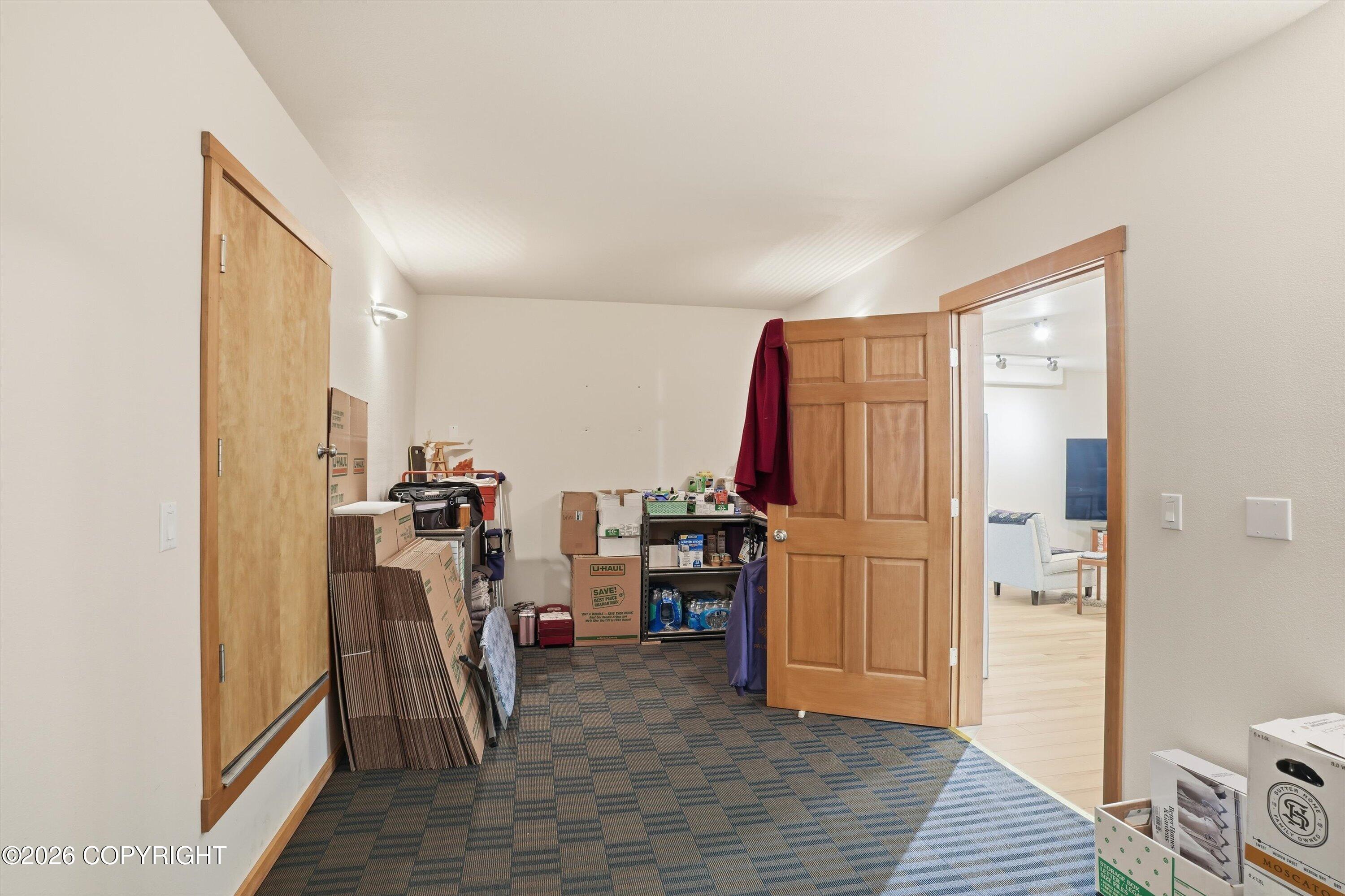 8115 N Highlander Loop