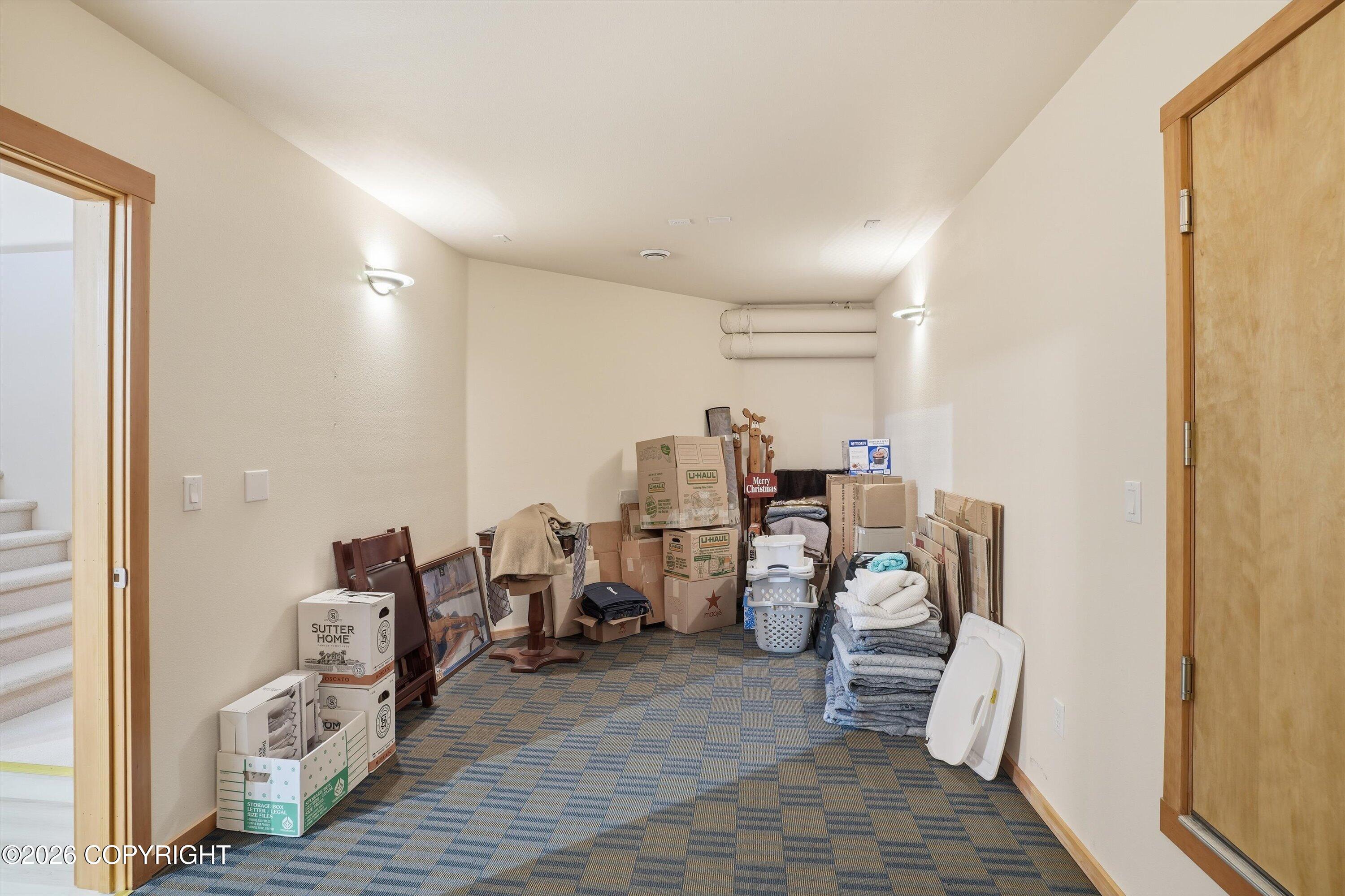 8115 N Highlander Loop