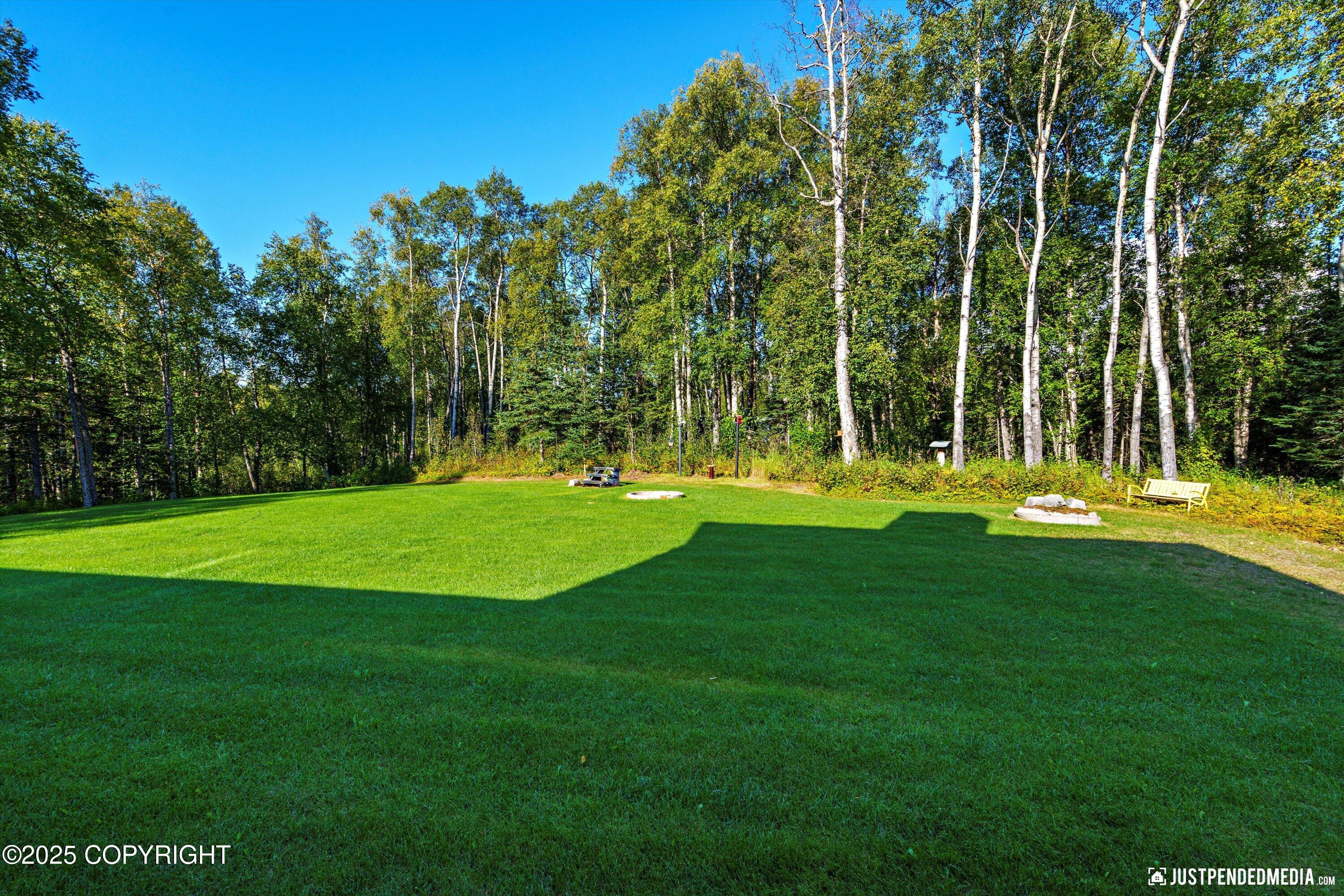 8115 N Highlander Loop