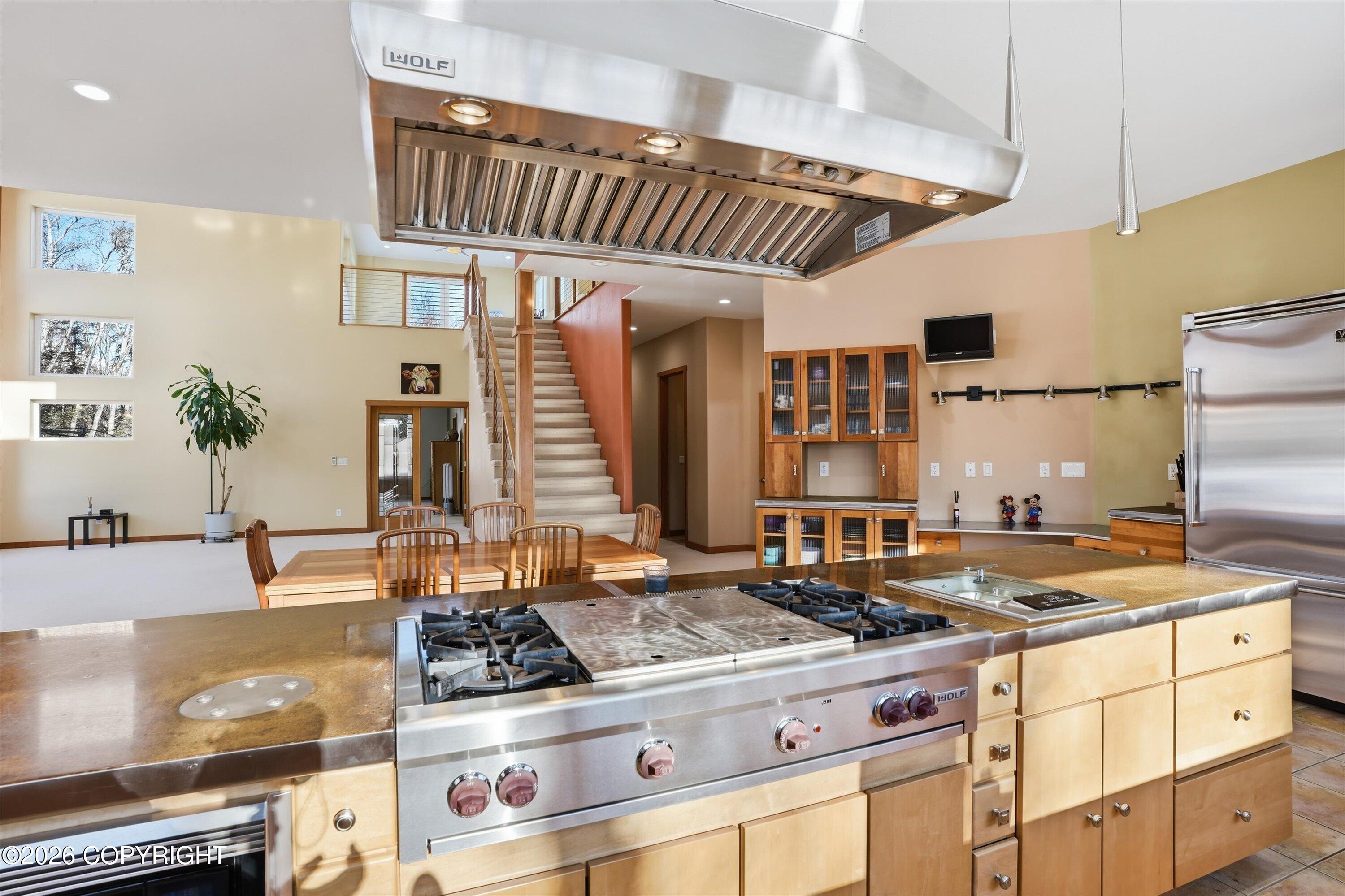 8115 N Highlander Loop