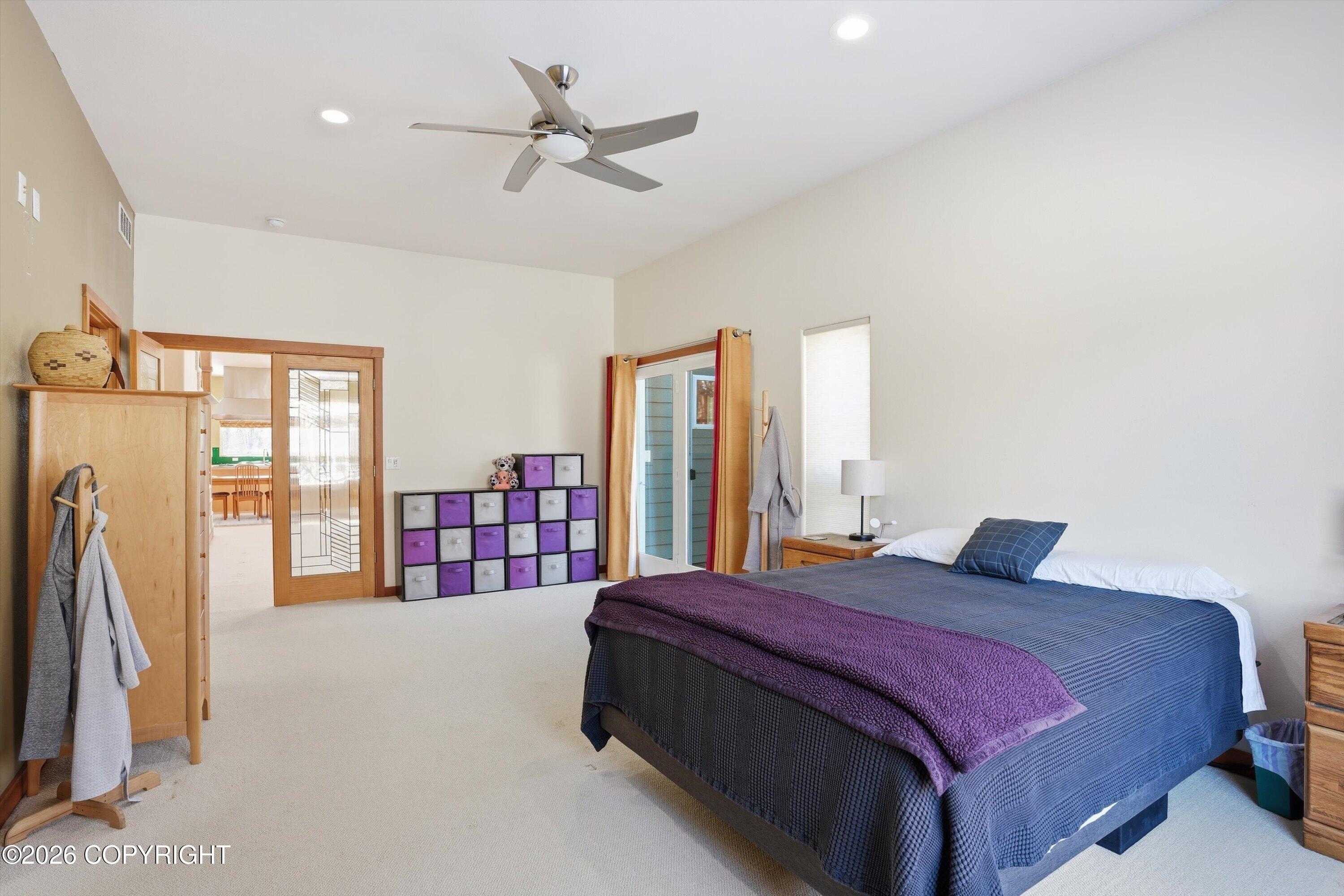 8115 N Highlander Loop