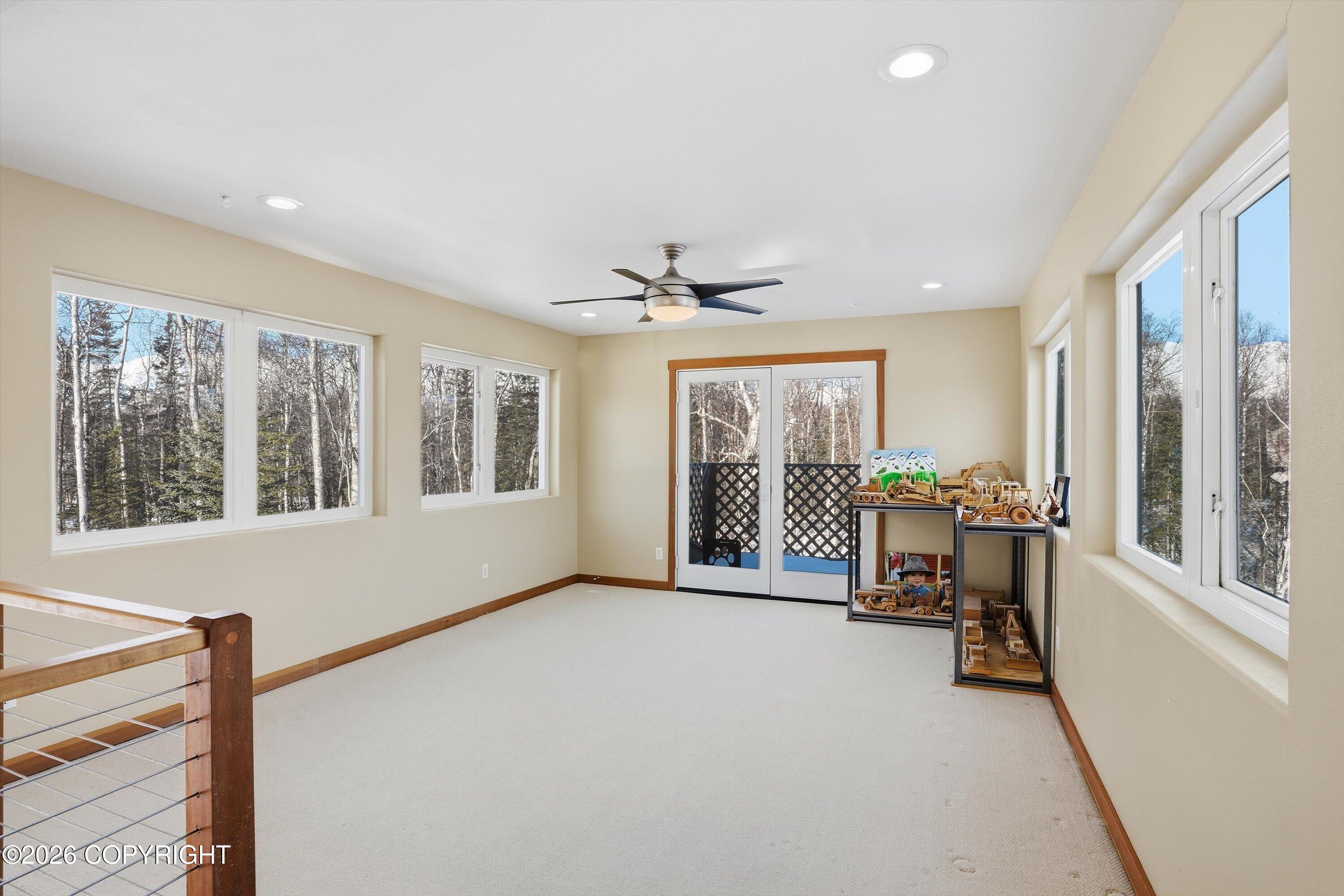 8115 N Highlander Loop