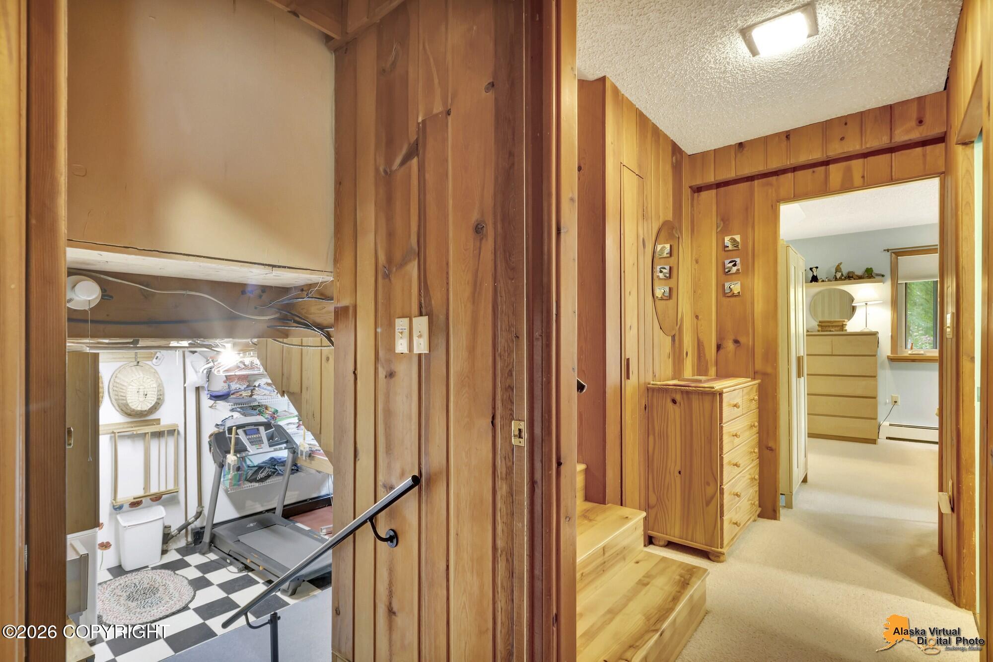 4905 DeArmoun Road