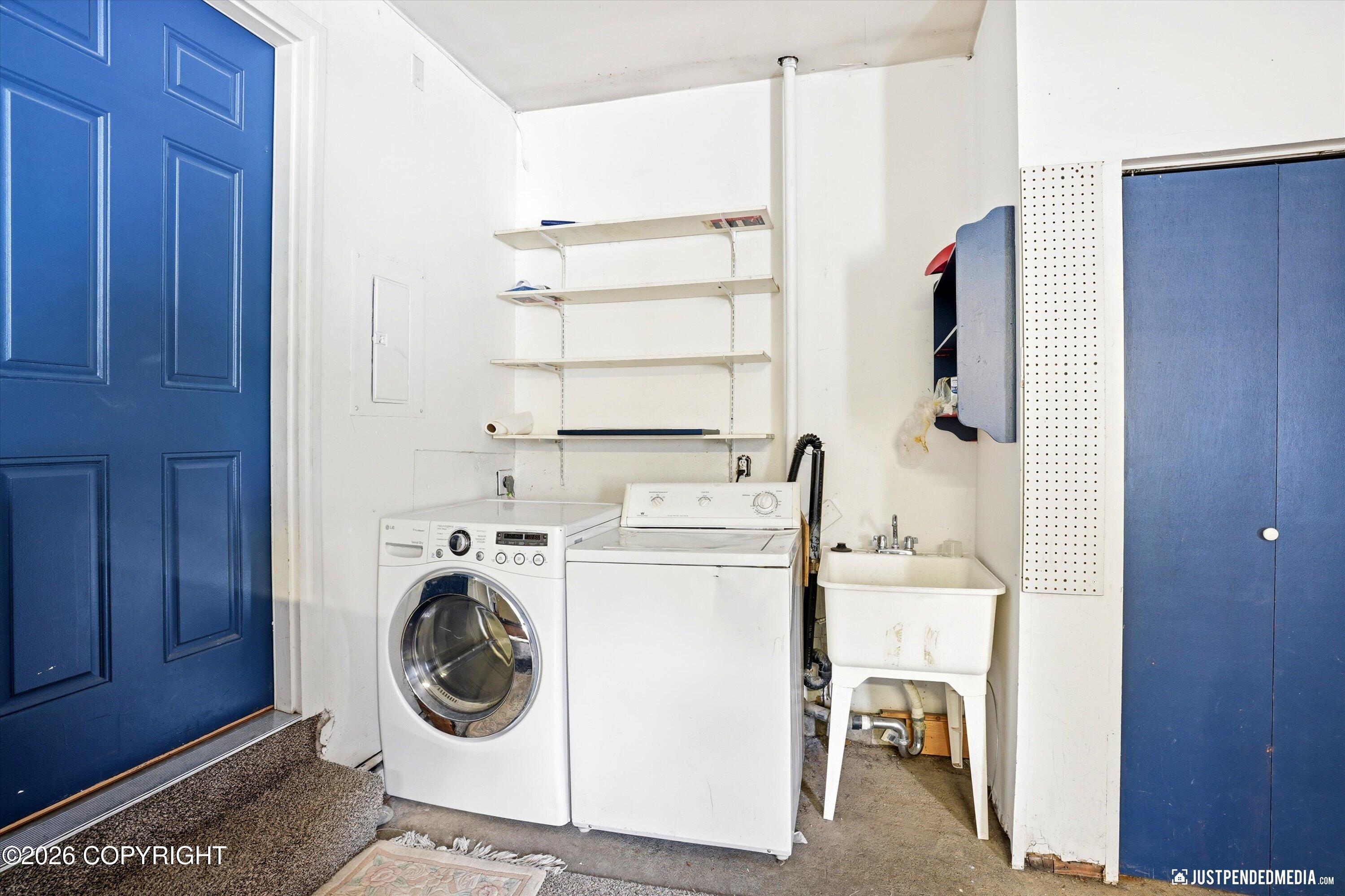 2631 Glenwood Street