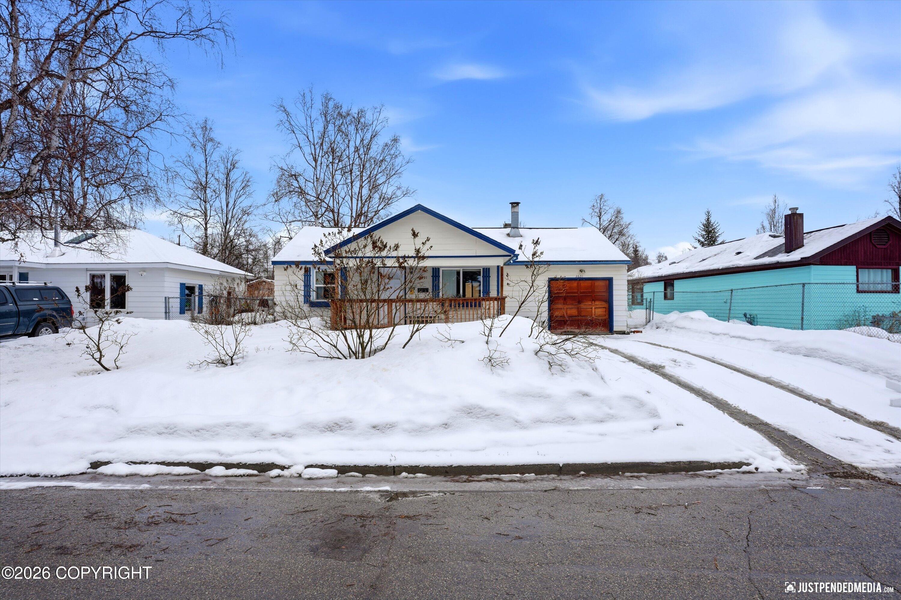 2631 Glenwood Street