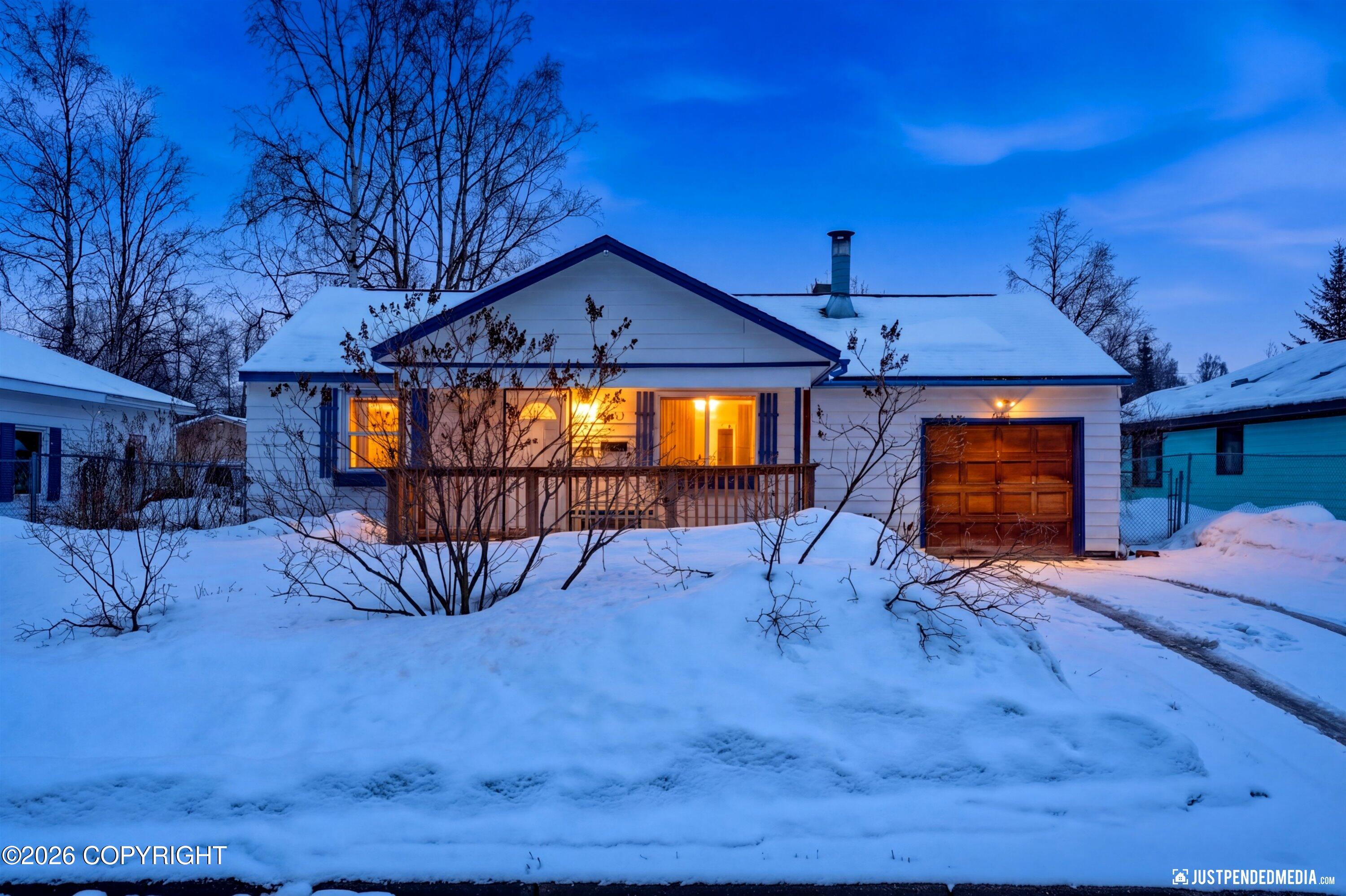 2631 Glenwood Street