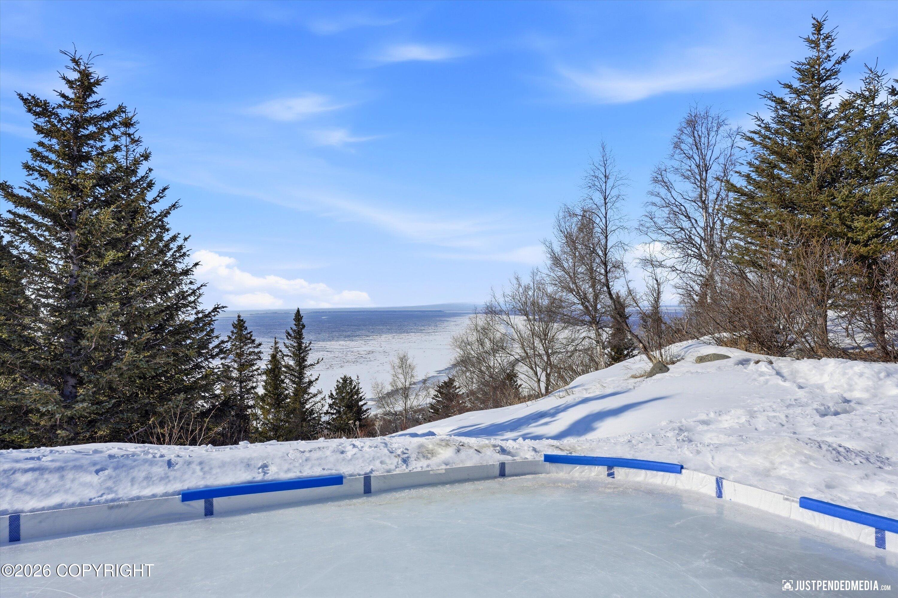 19296 Potter Highlands Drive