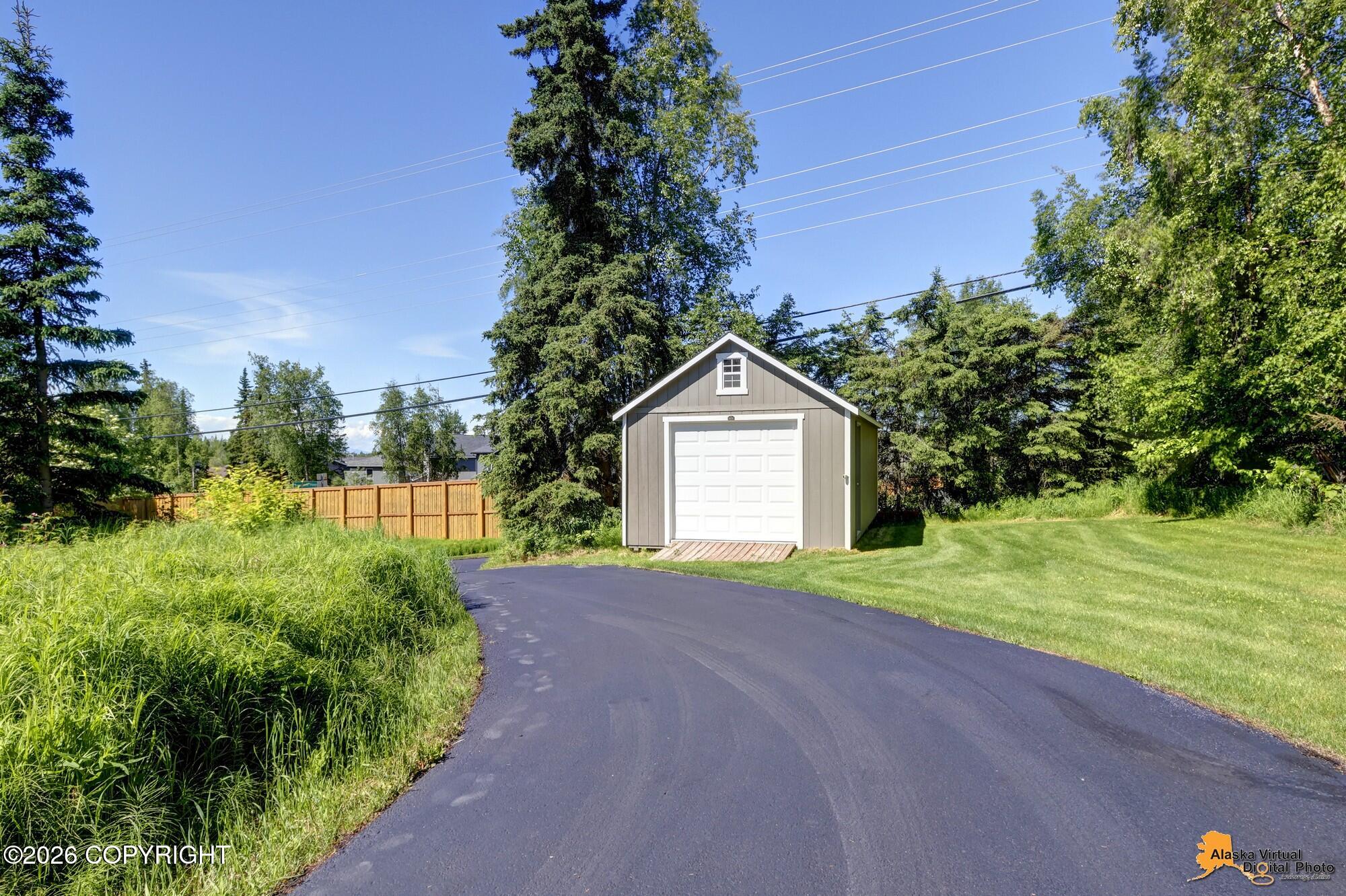2750 Huffman Road