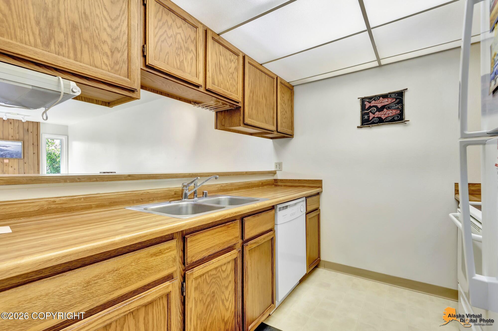 1670 Eastridge Drive # 302 Unit: #302