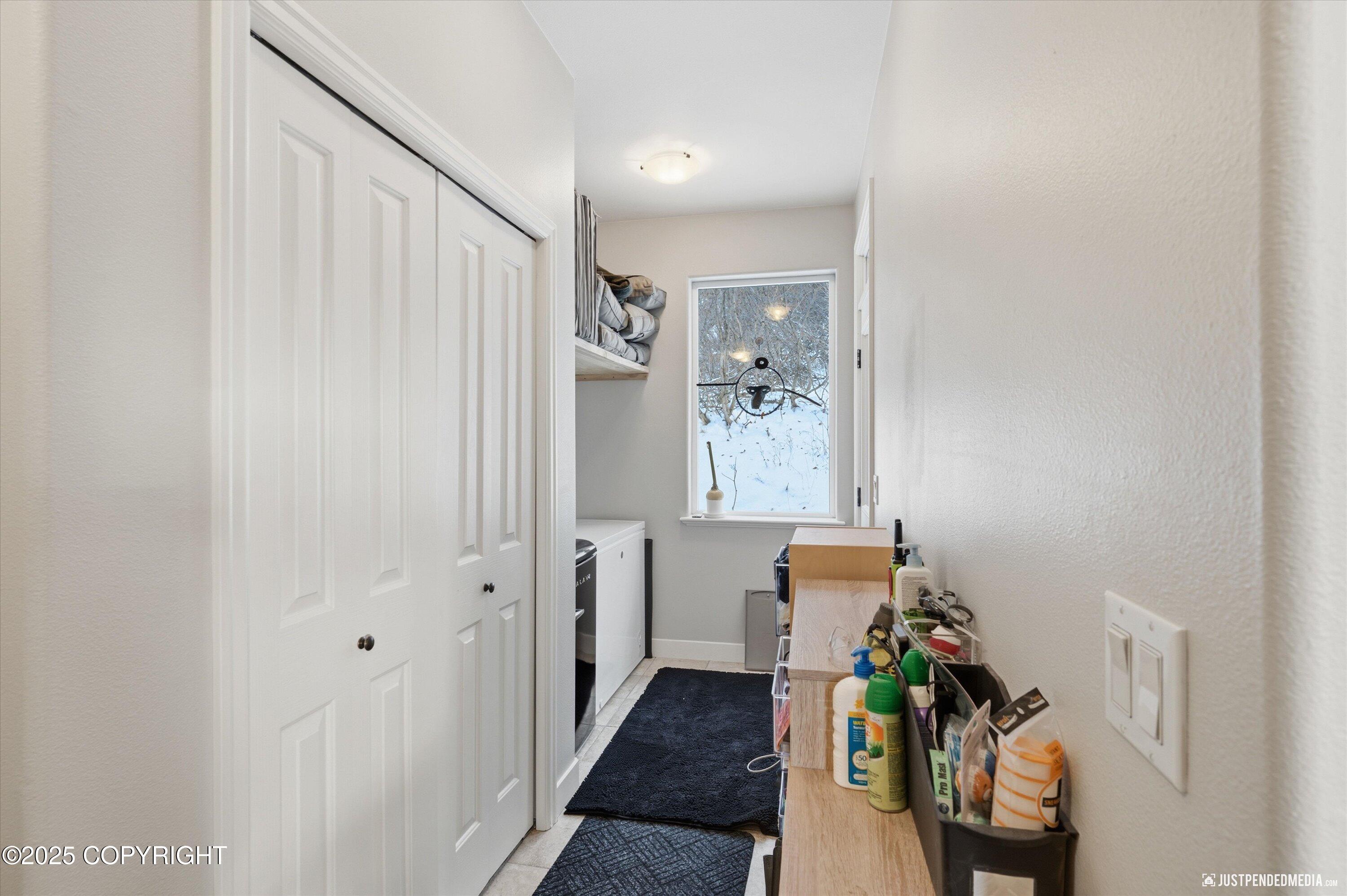 18960 Potter View Circle