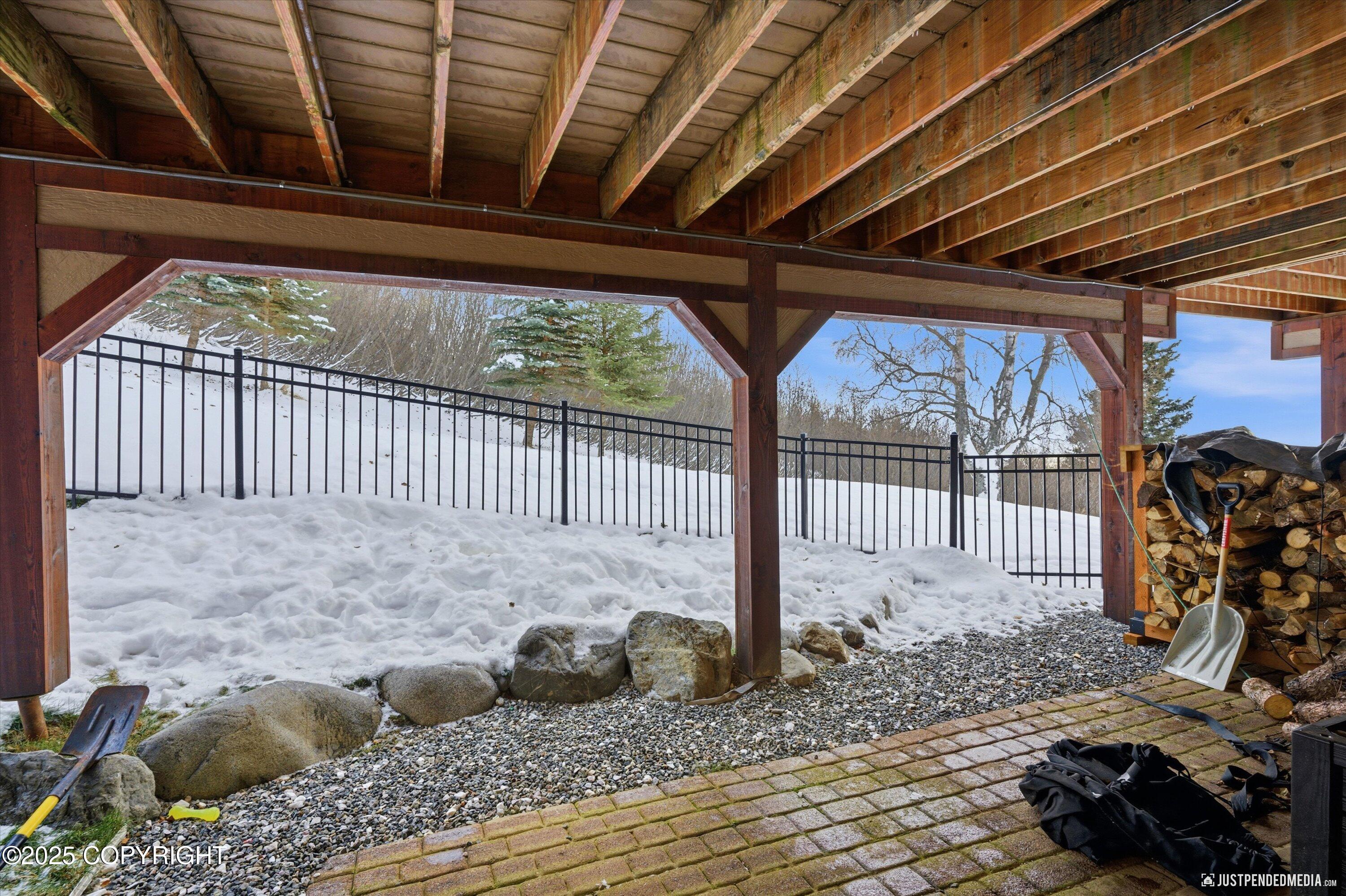 18960 Potter View Circle