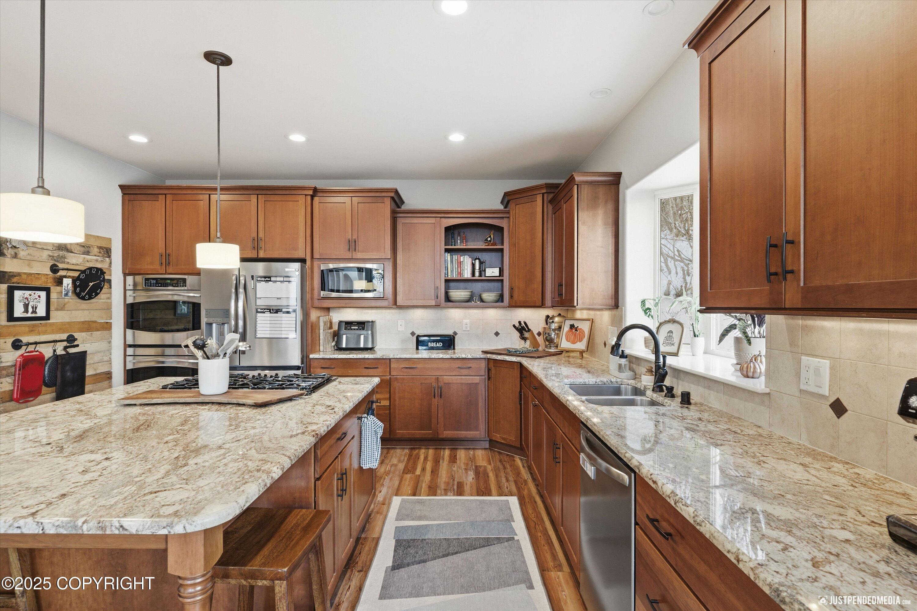 18960 Potter View Circle