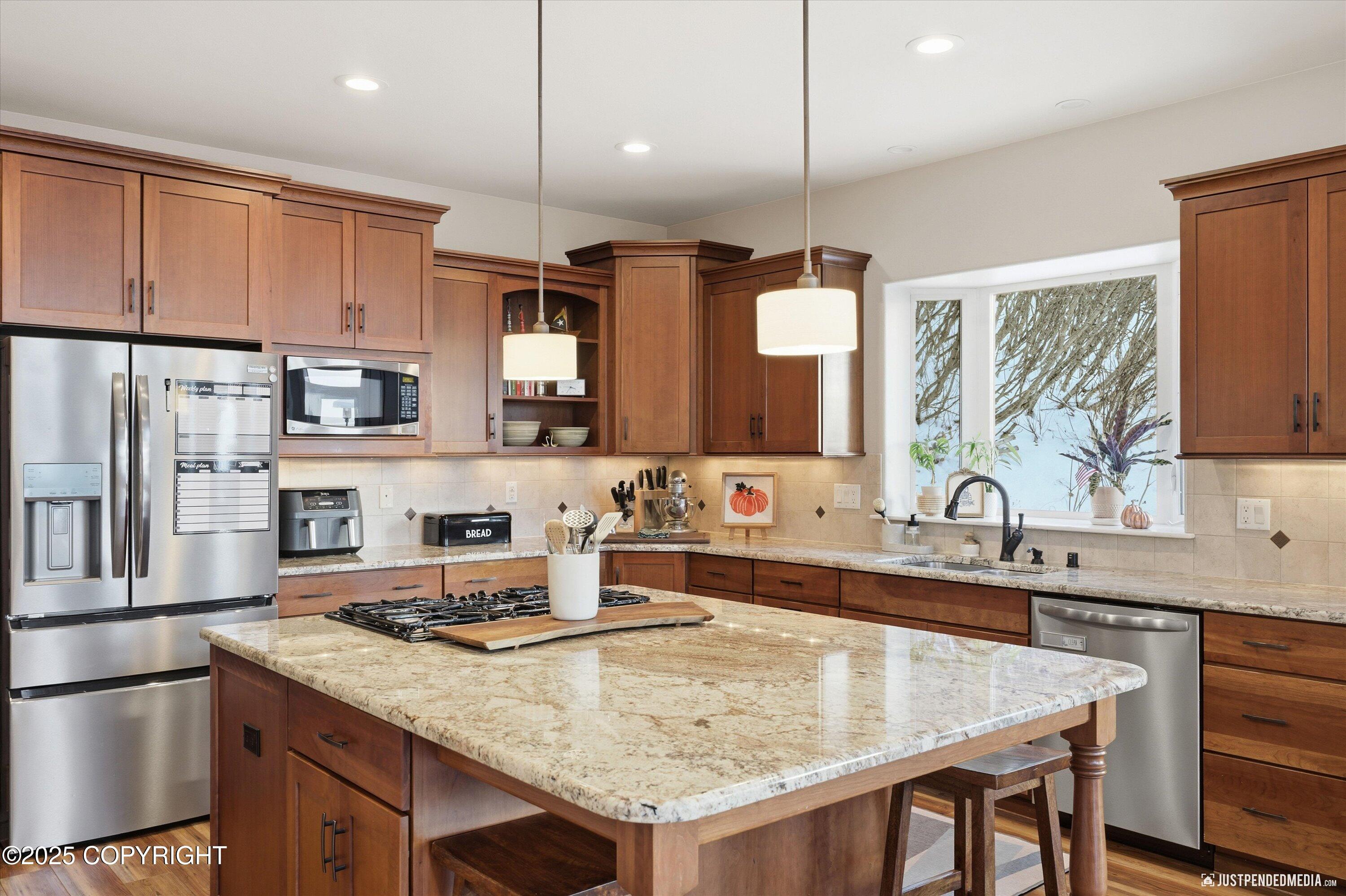 18960 Potter View Circle