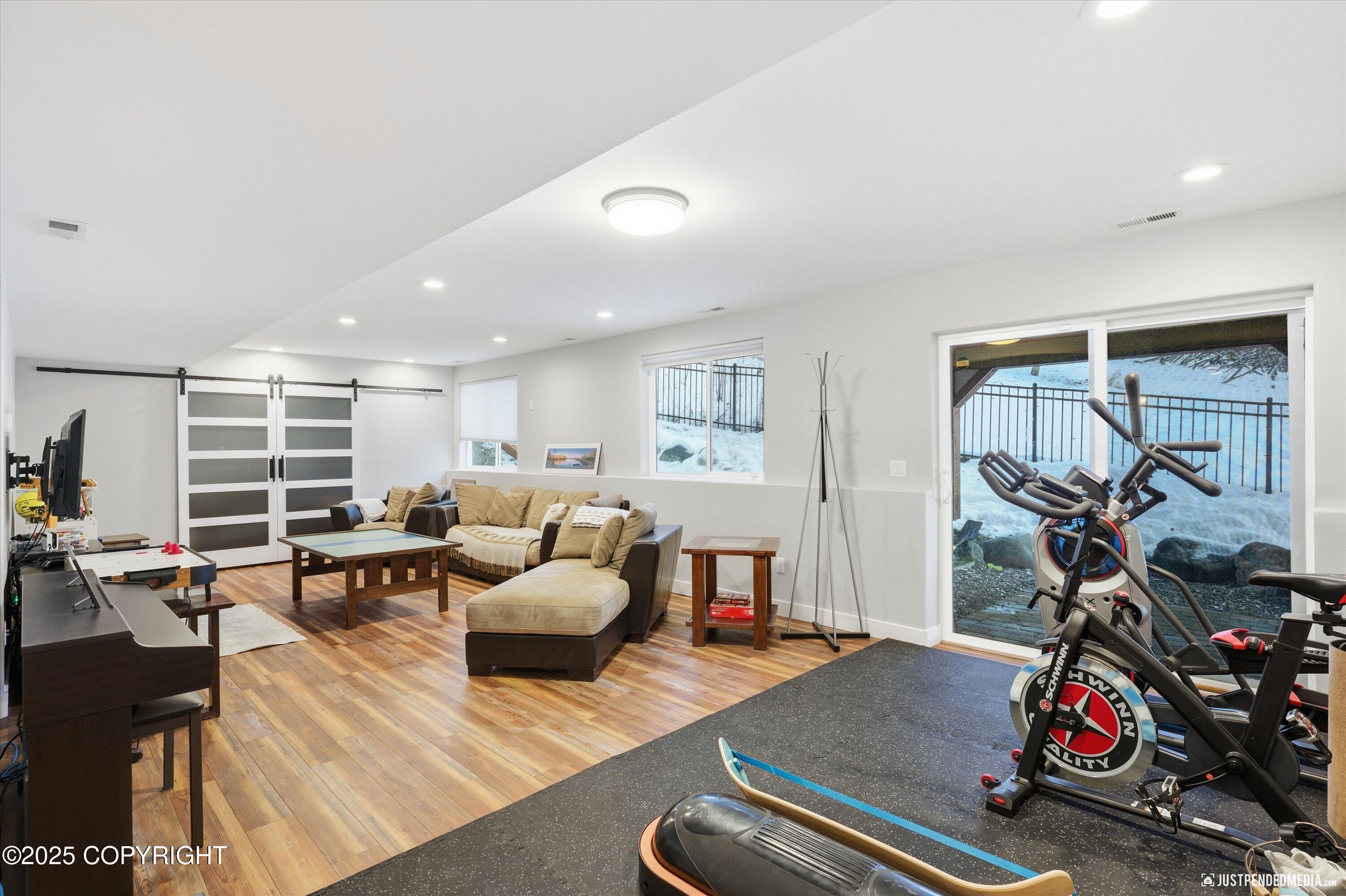 18960 Potter View Circle