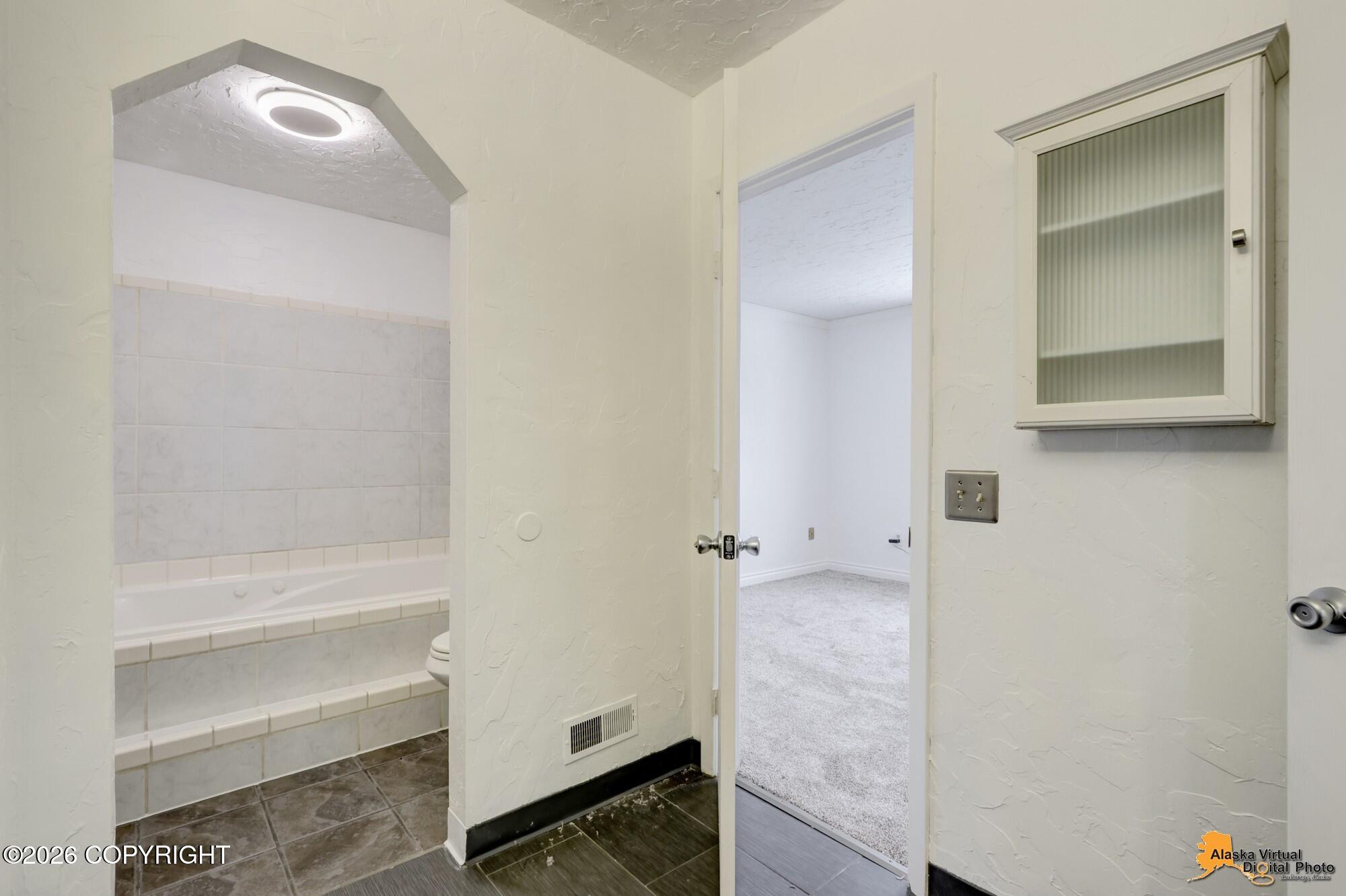 1153 W 71st Court