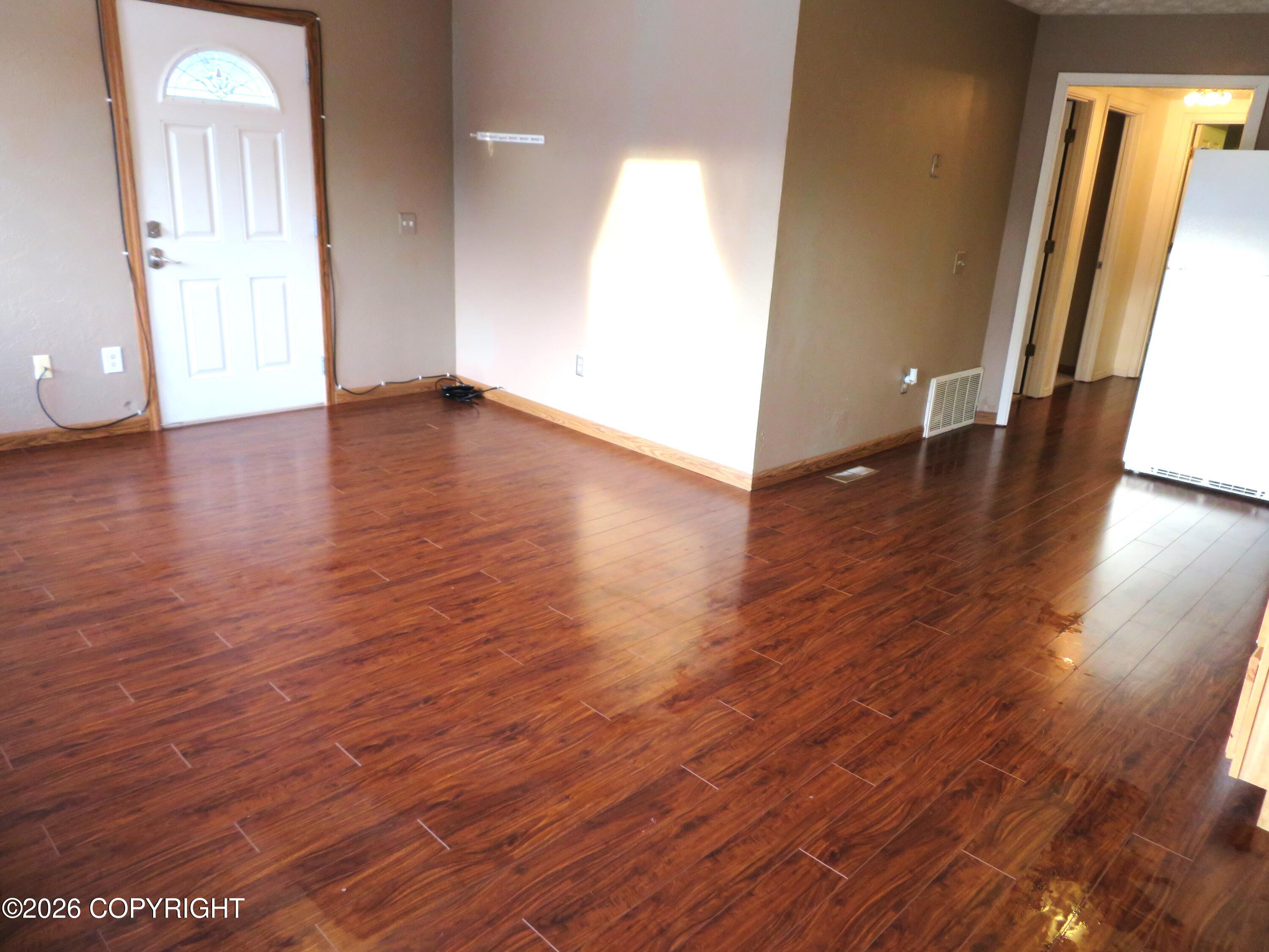 1153 W 71st Court