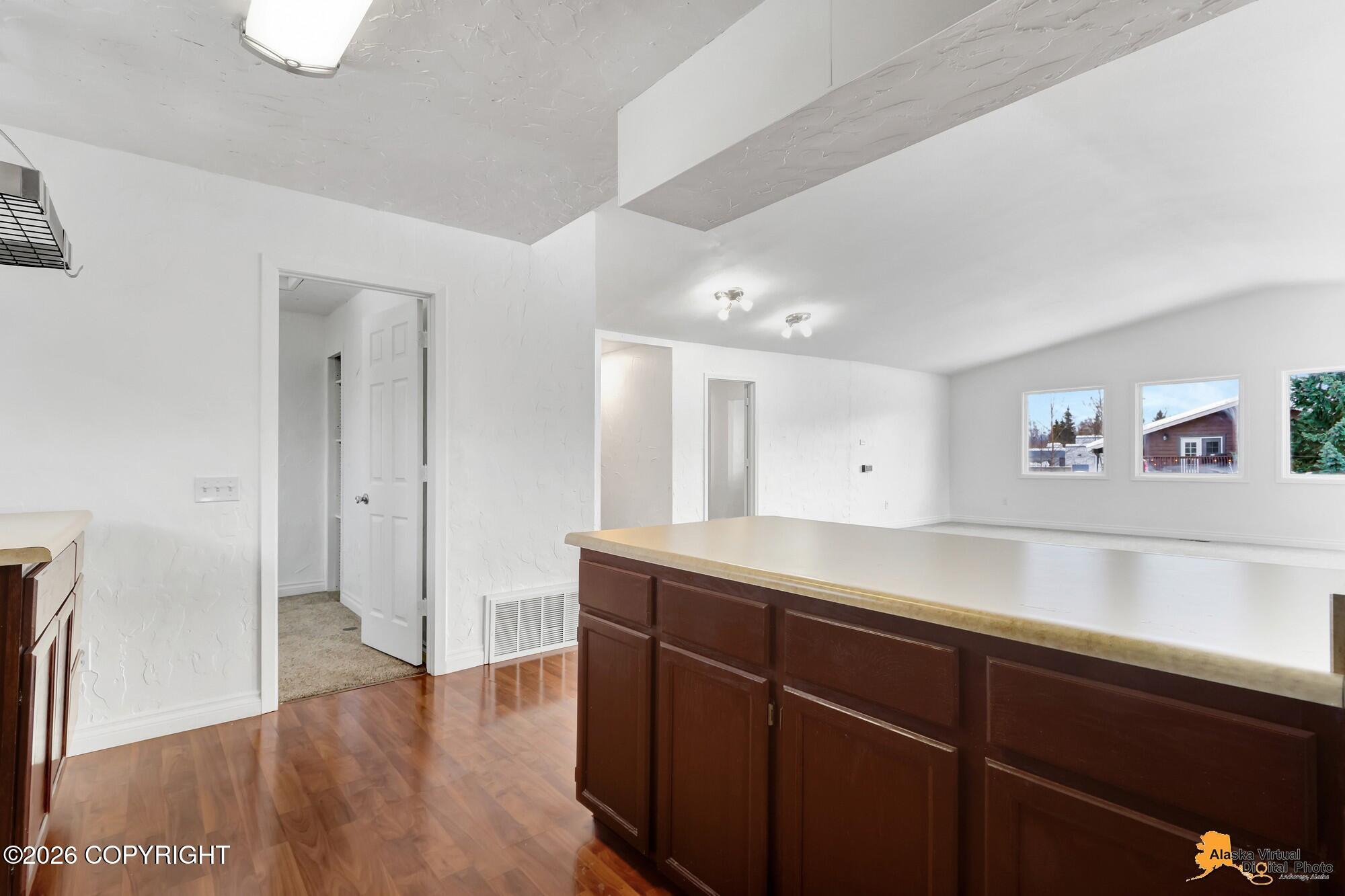 1153 W 71st Court