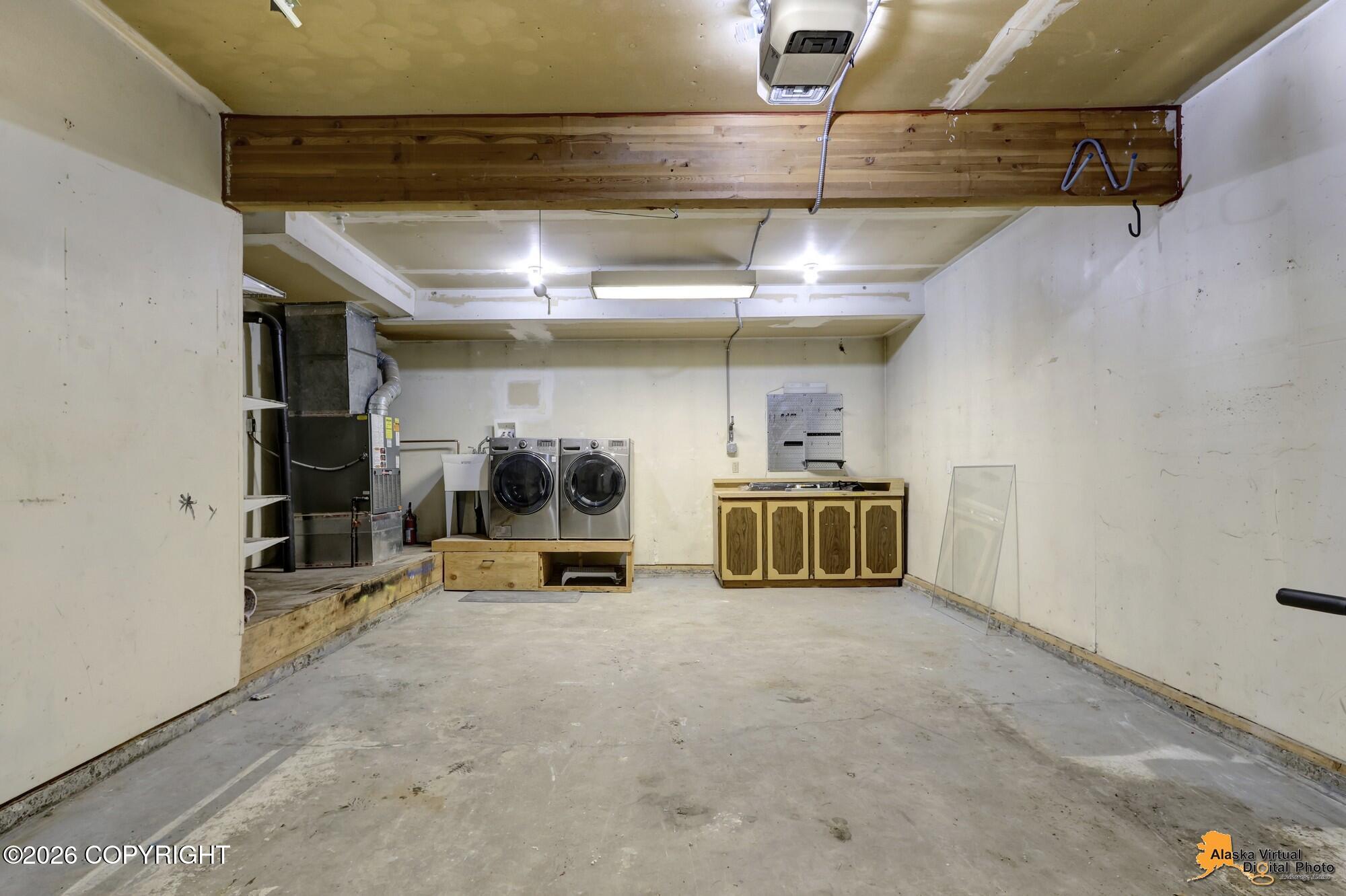 1153 W 71st Court
