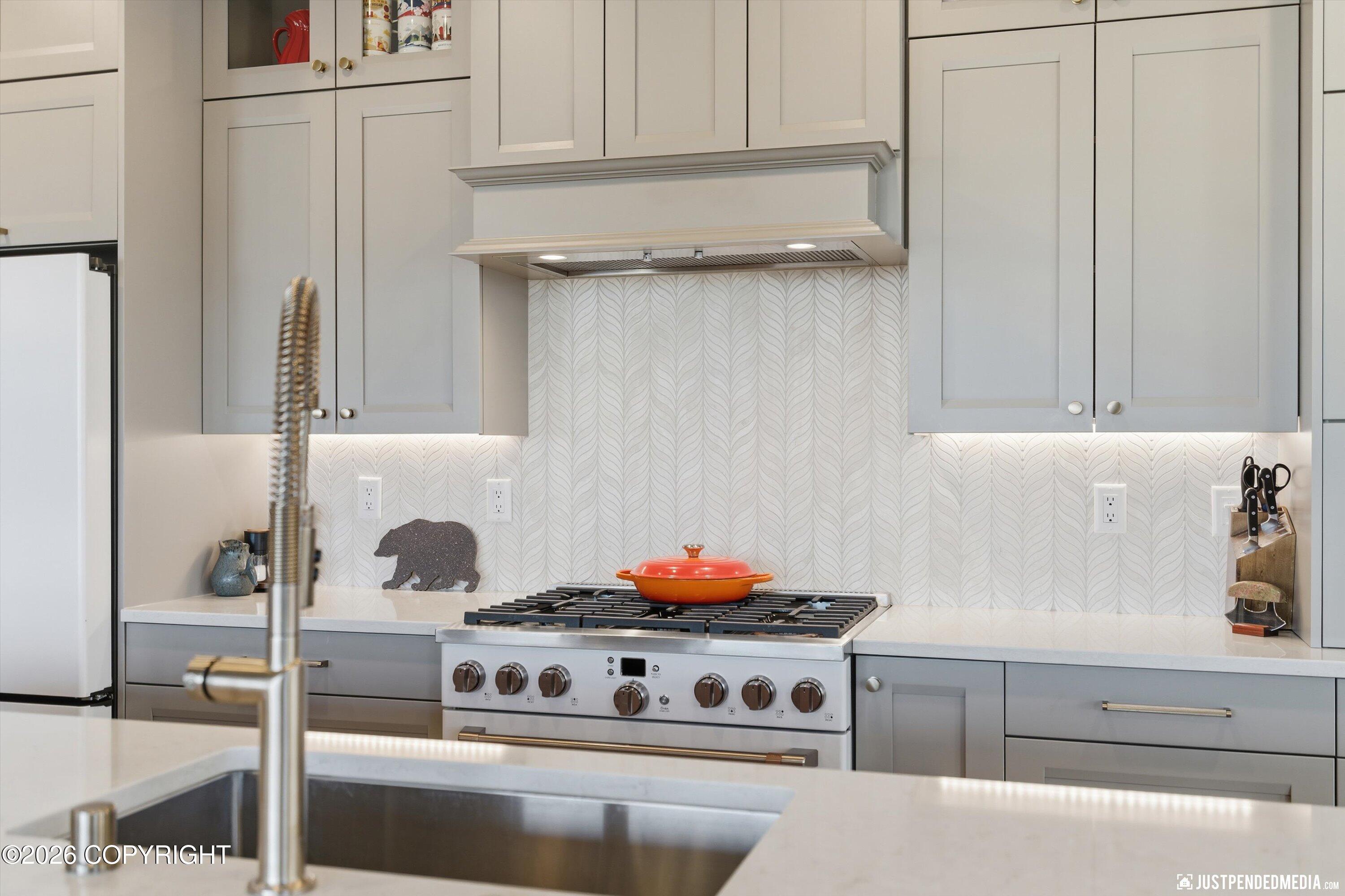 7509 Beacon Hill Drive