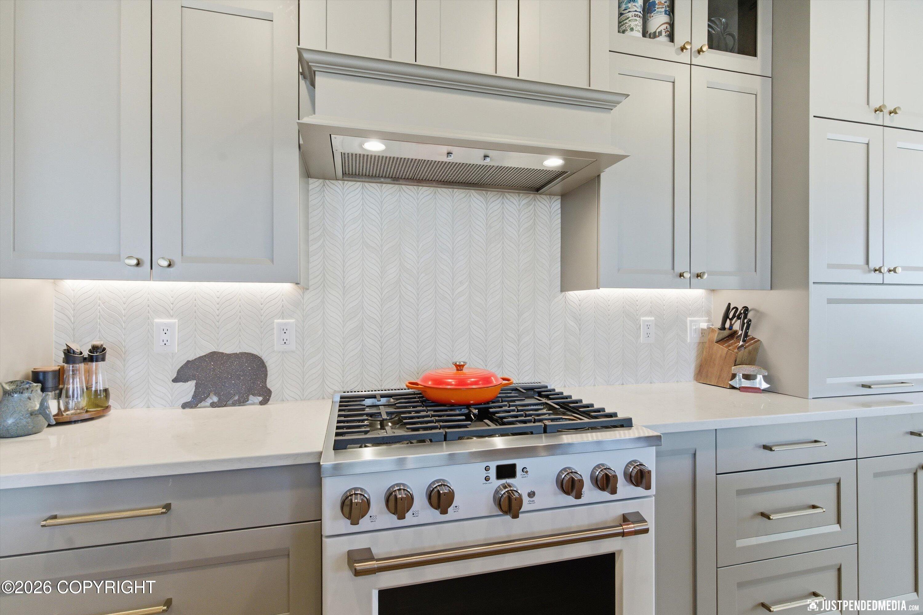 7509 Beacon Hill Drive