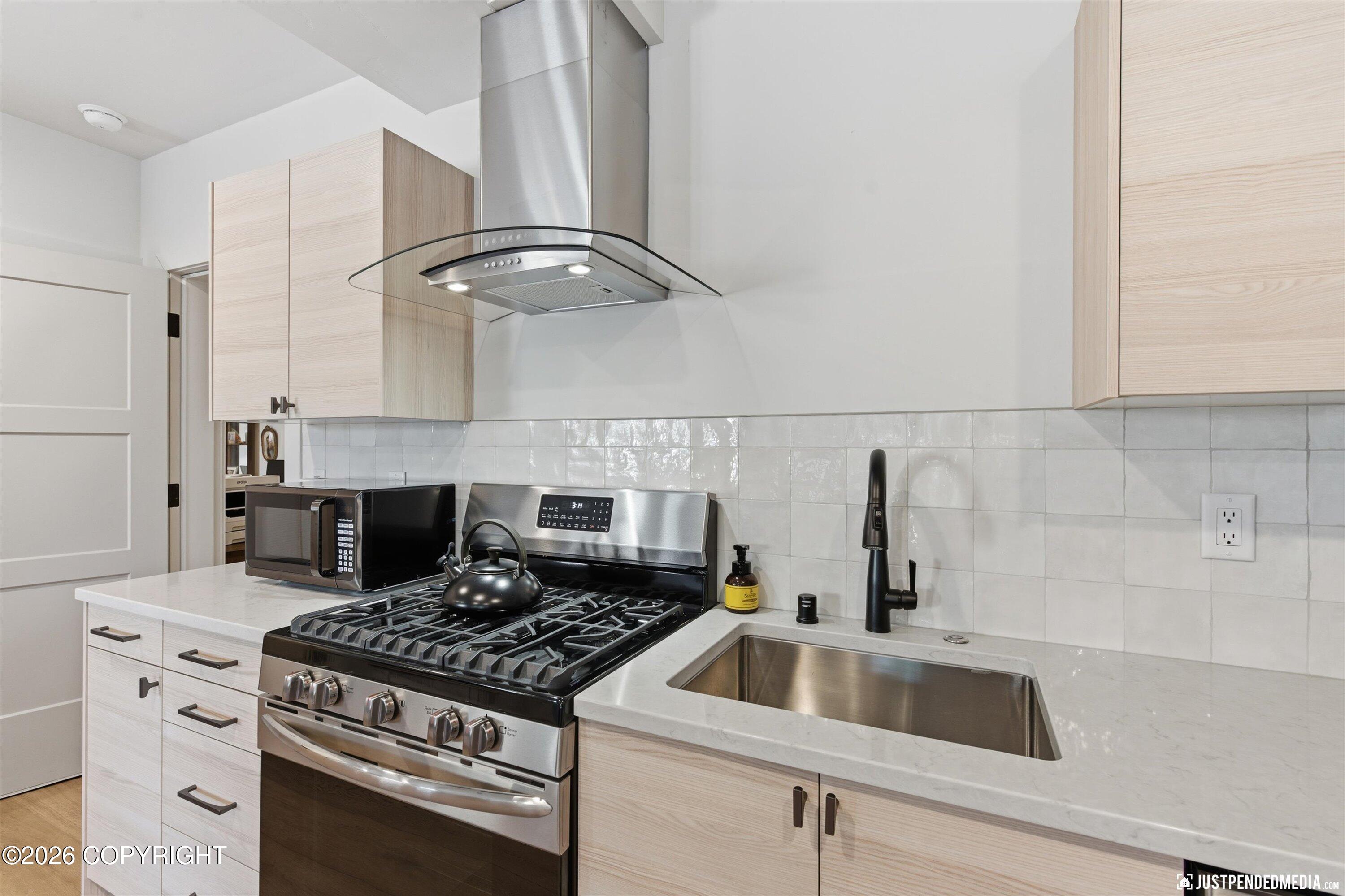 7509 Beacon Hill Drive