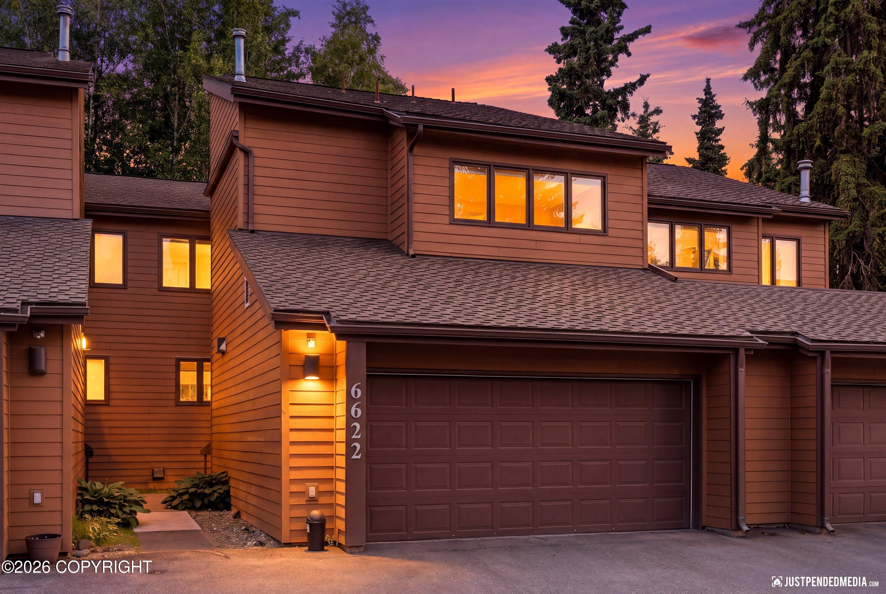 6622 Lakeway Drive