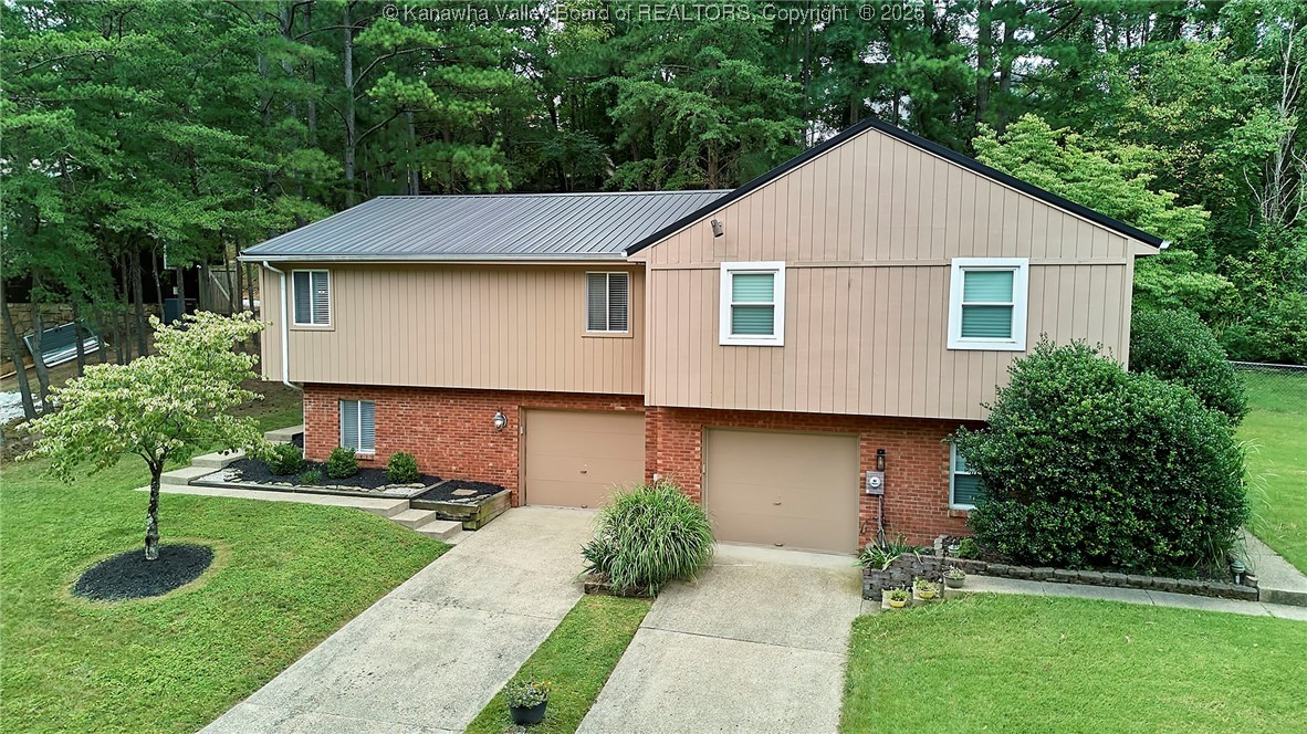 121 Woodbridge Drive